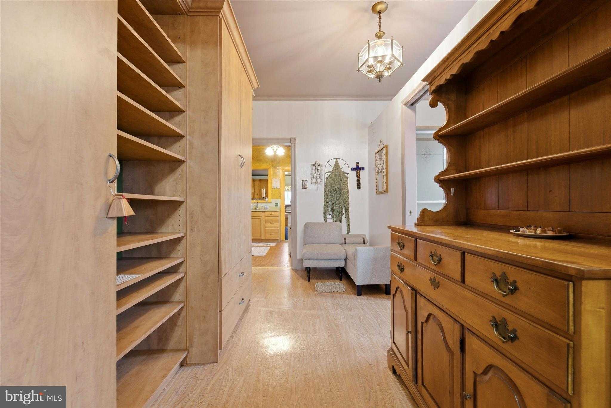 145 Jefferson St photo 6