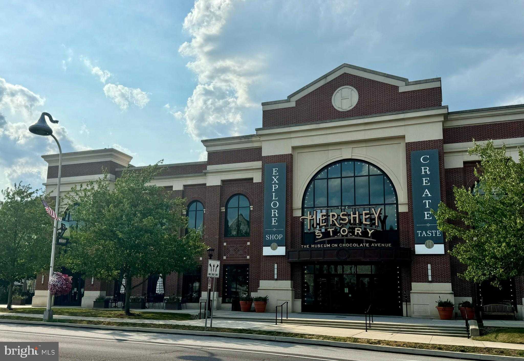 125 High Pointe Dr # UT-12 photo 43