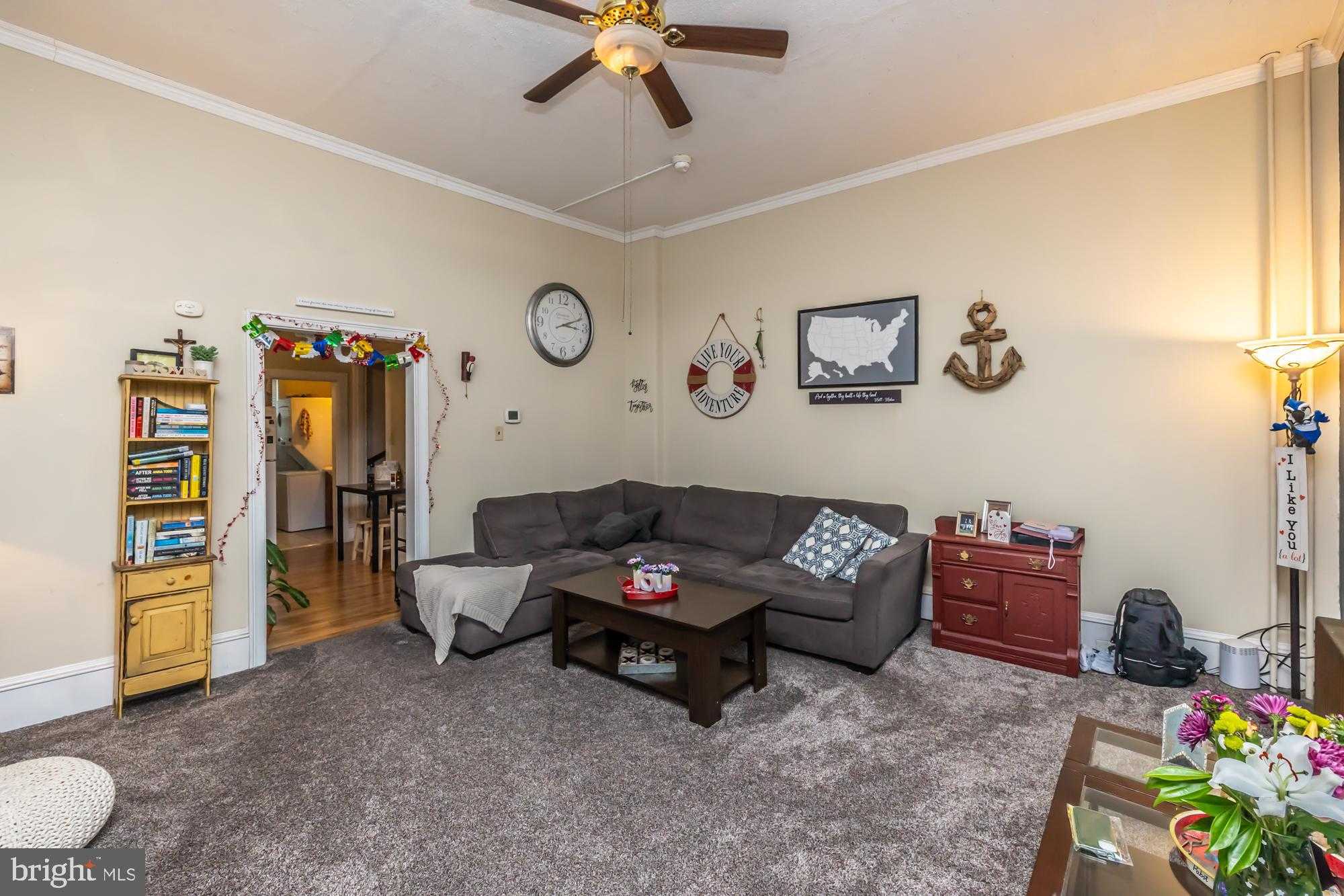 107 W State St photo 32