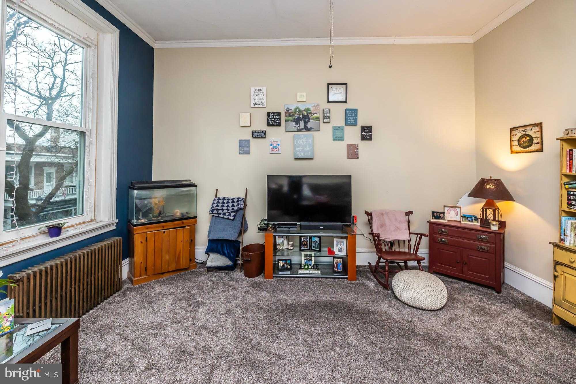 107 W State St photo 34