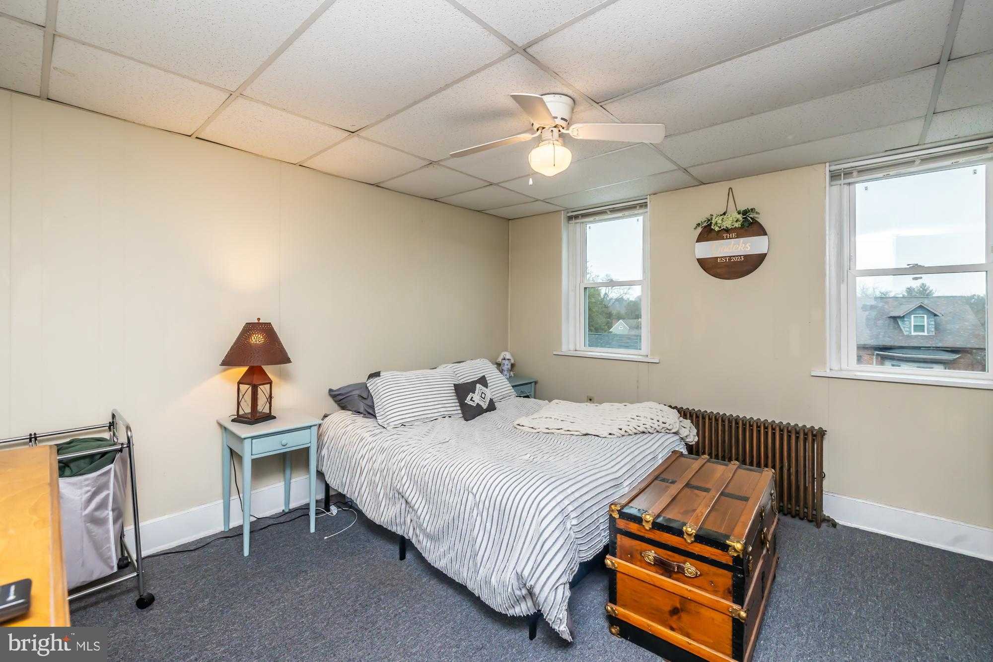 107 W State St photo 43