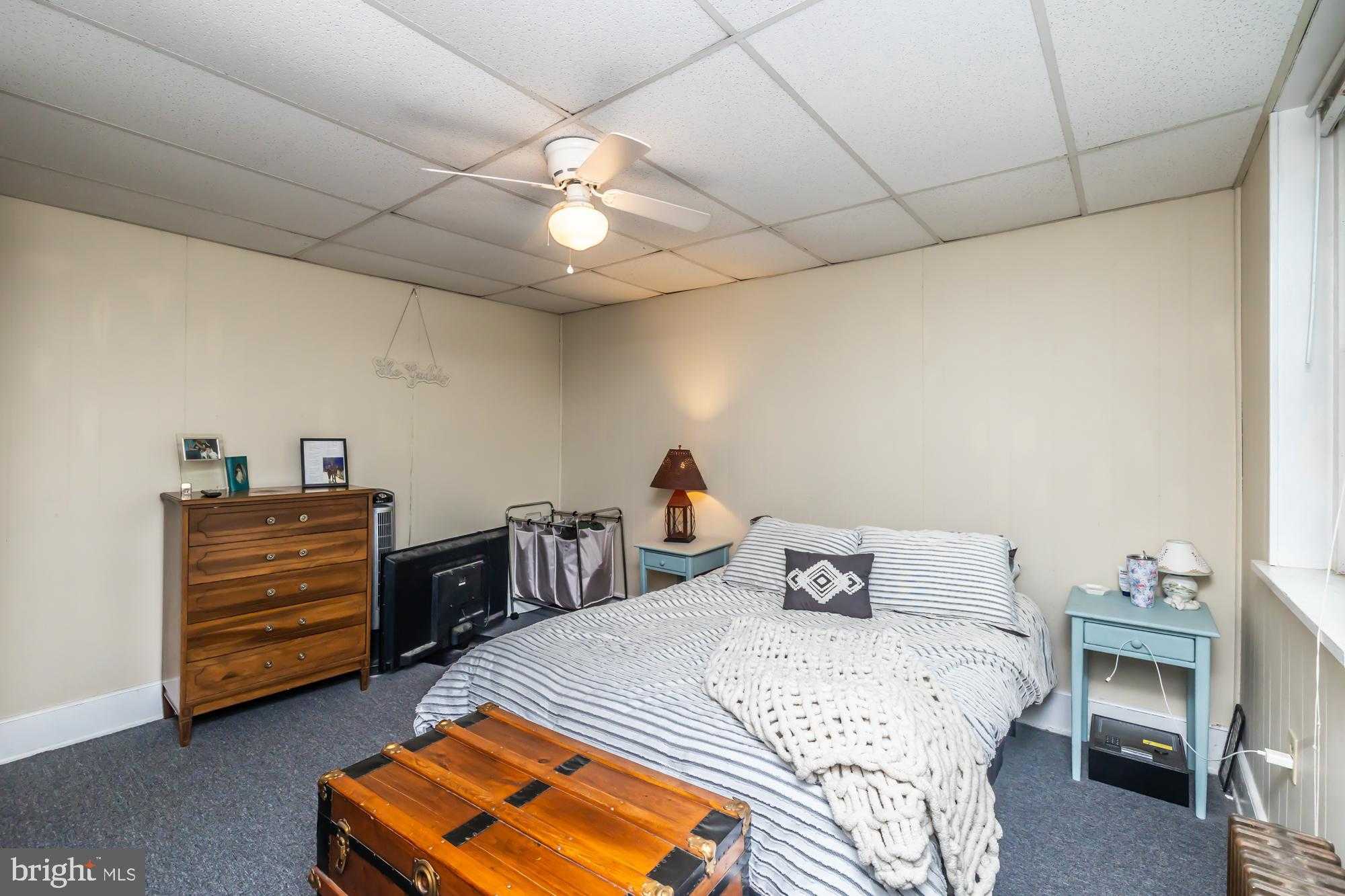 107 W State St photo 44