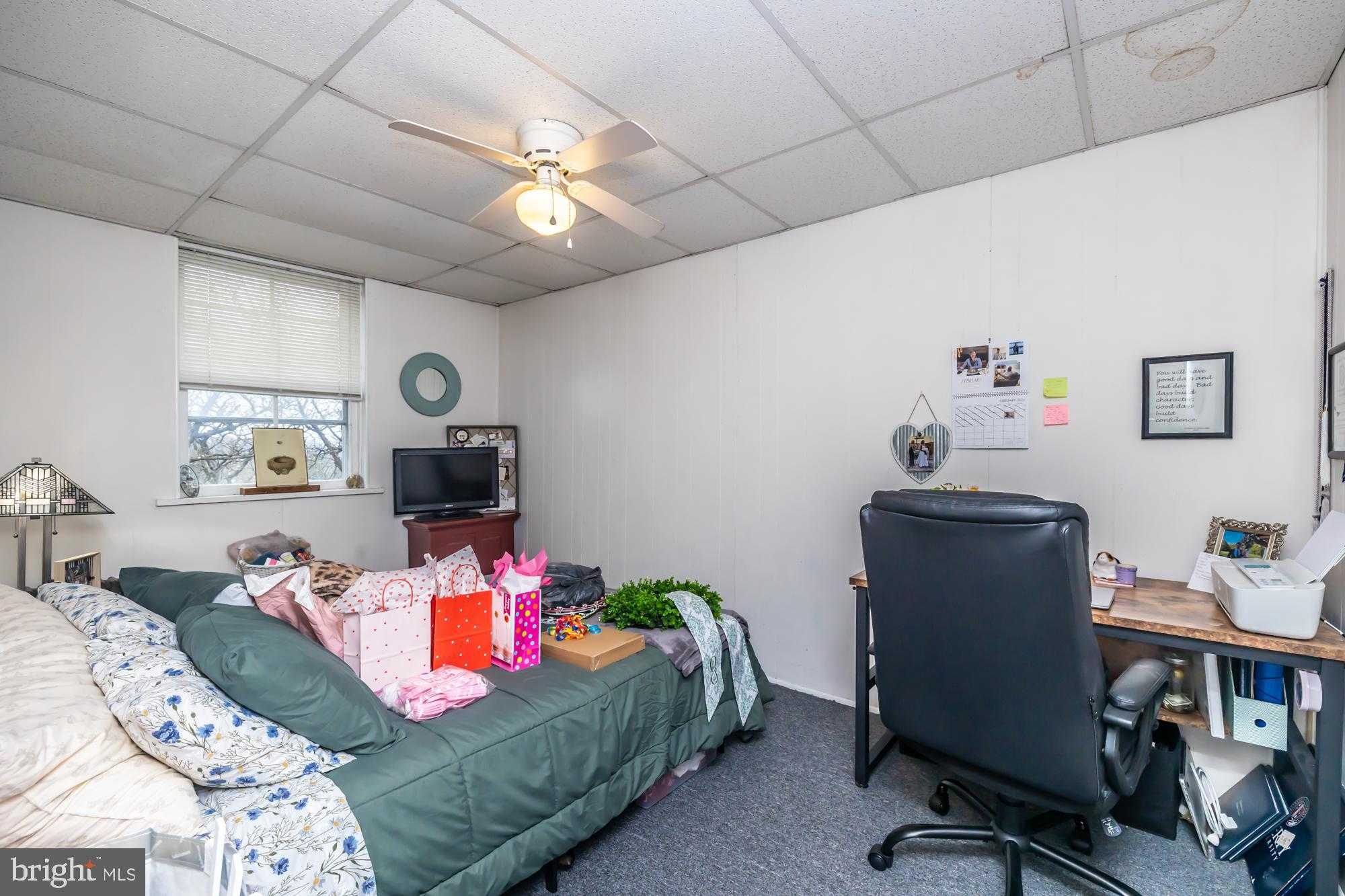 107 W State St photo 49