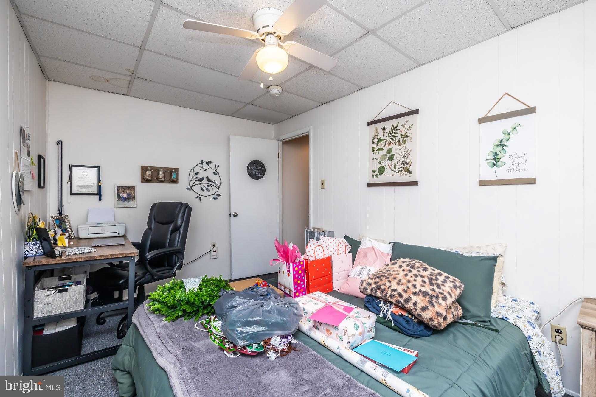 107 W State St photo 51