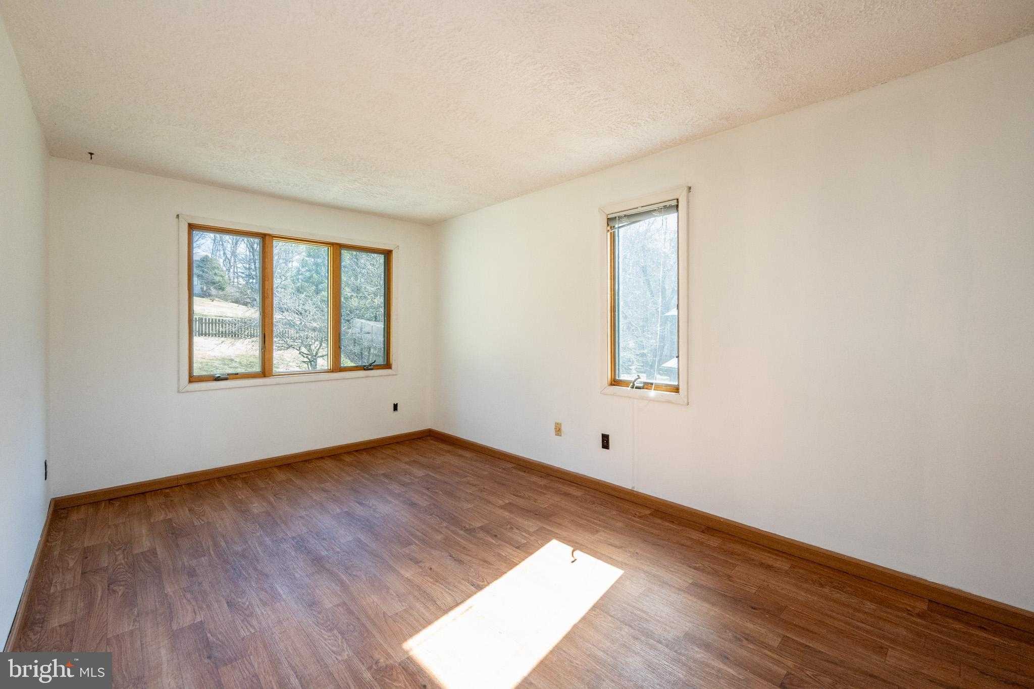 163 Mitchell Dr photo 20