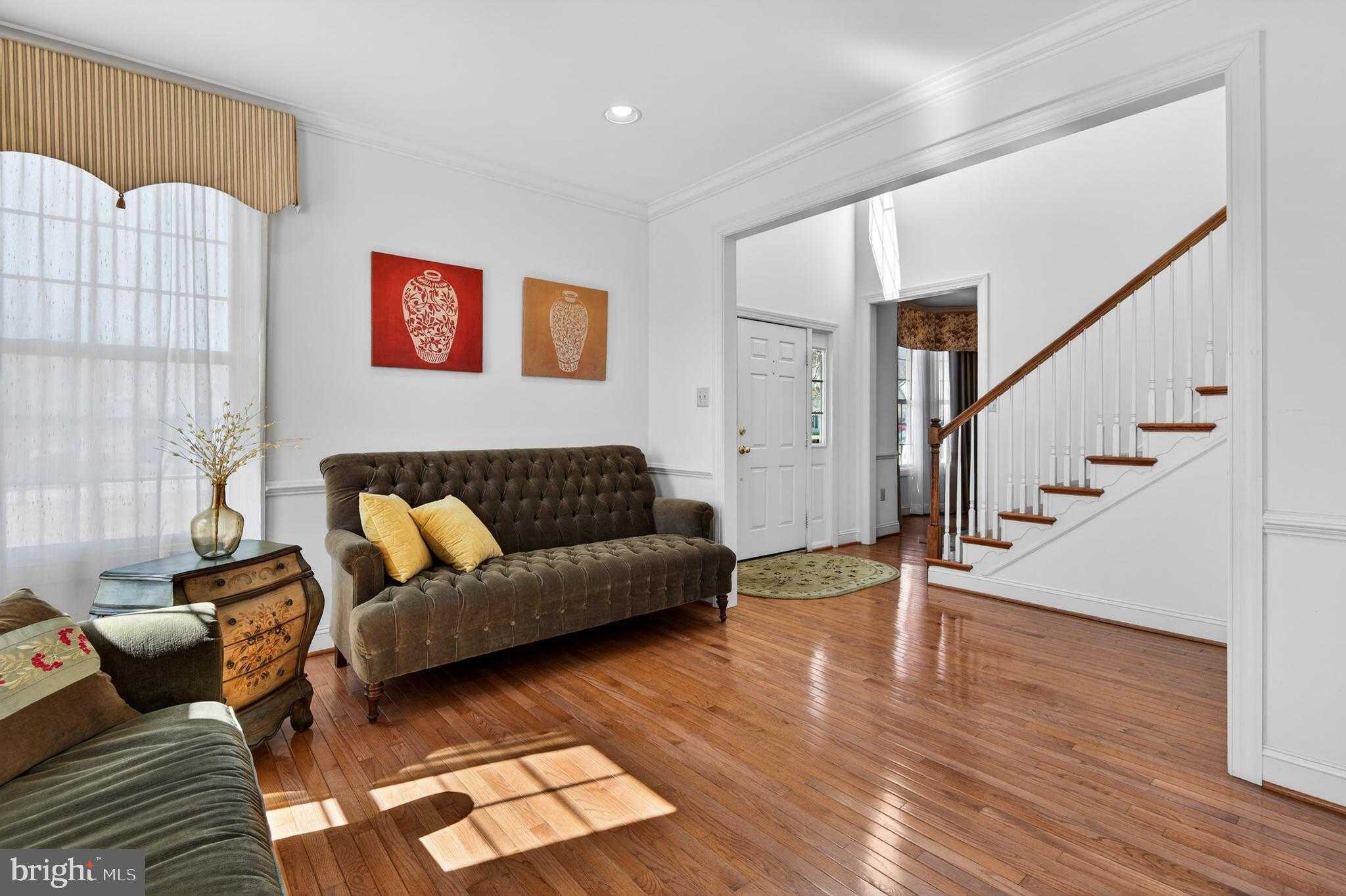 98 Granville Way photo 7