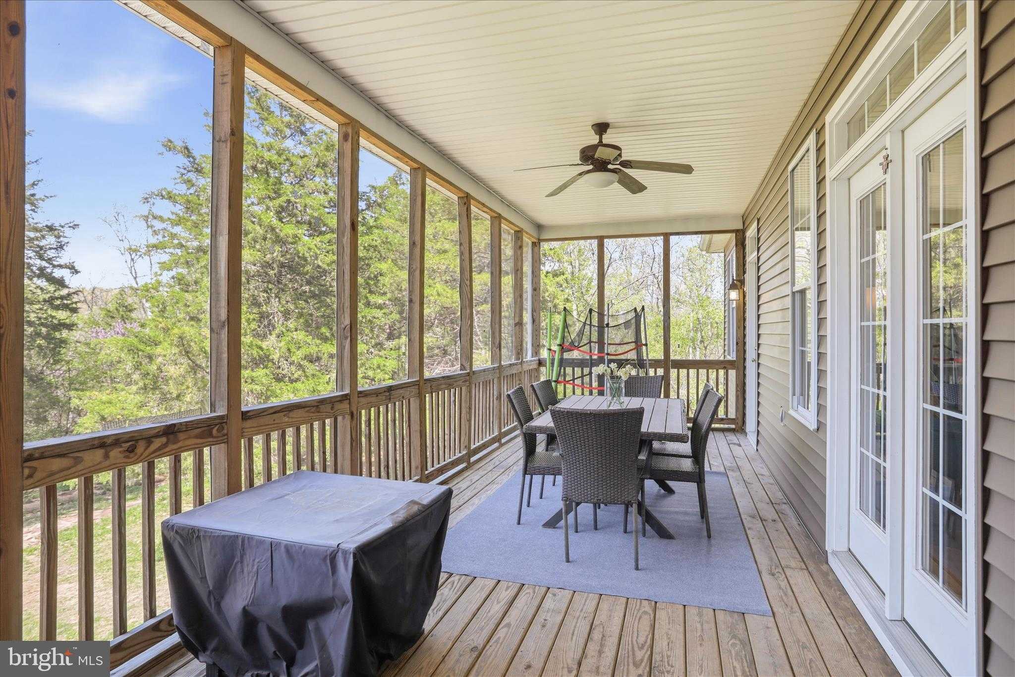 201 Liberty Ln photo 32