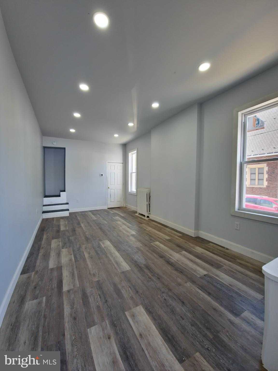 926 Greenwich St photo 7