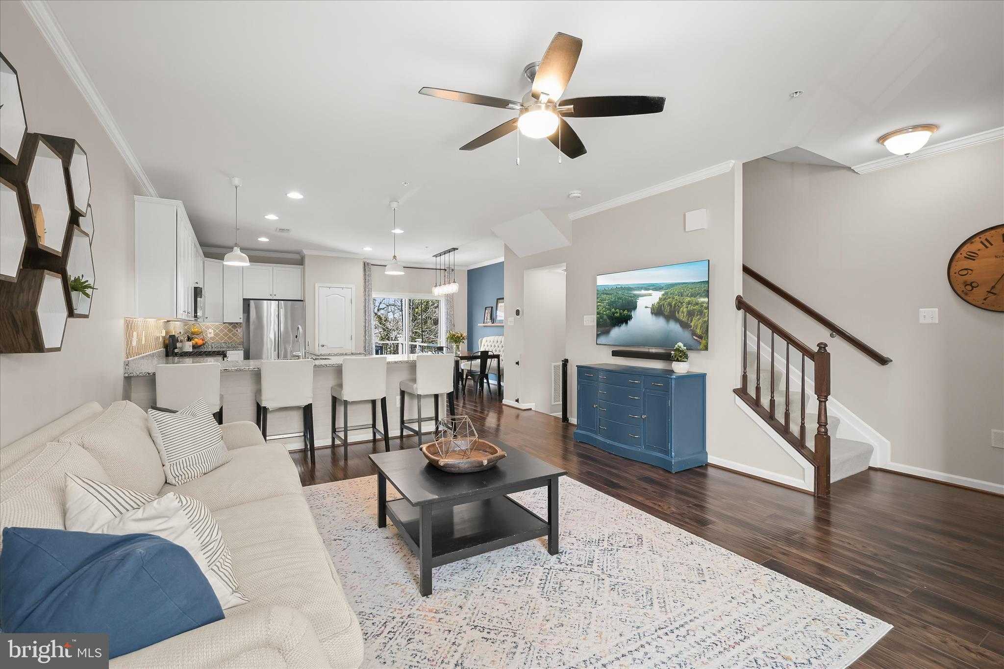 9890 Deer Run photo 11