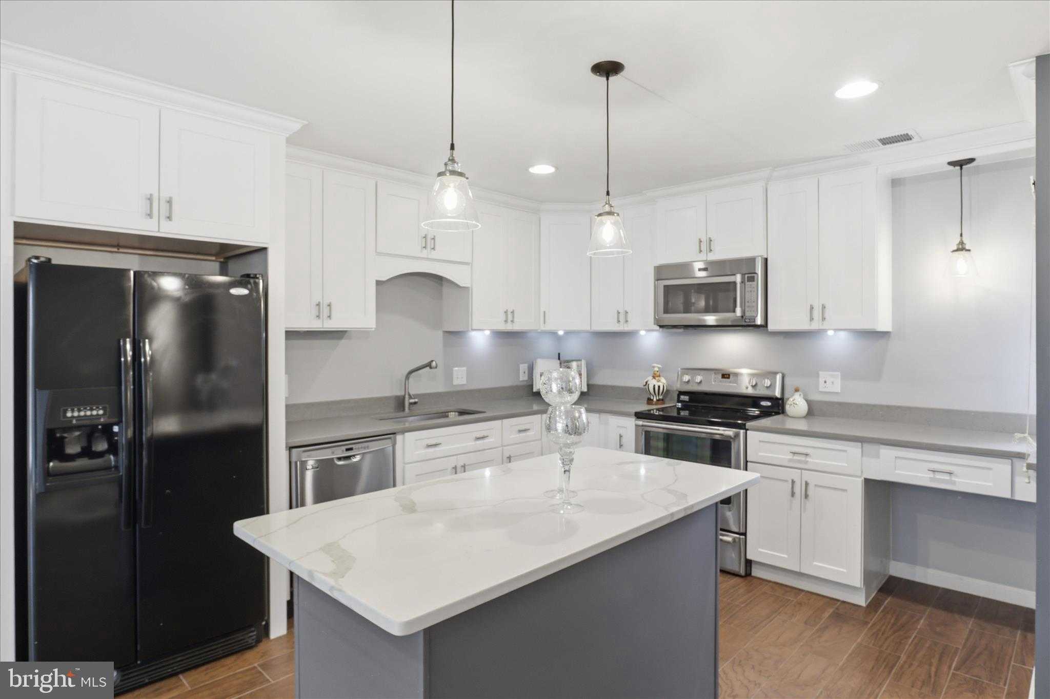 1669 Westwind Way, Mc Lean