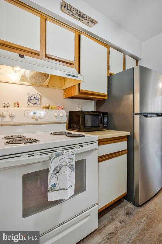 6803 White Water Way Unit 101 photo 13