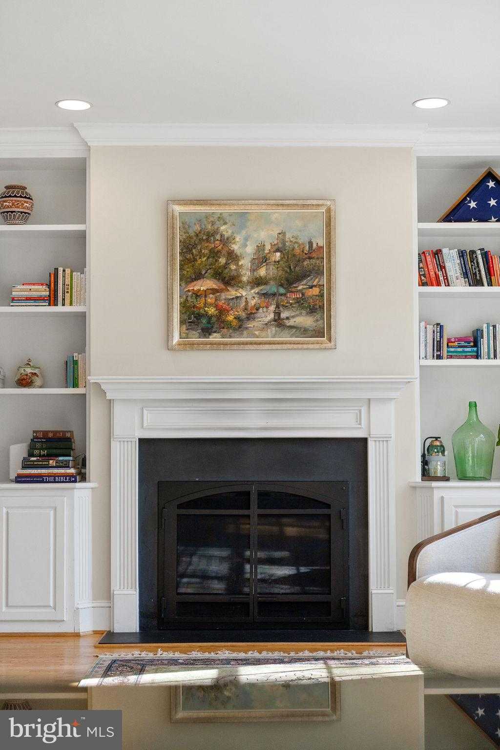 2316 S Arlington Ridge Rd photo 16