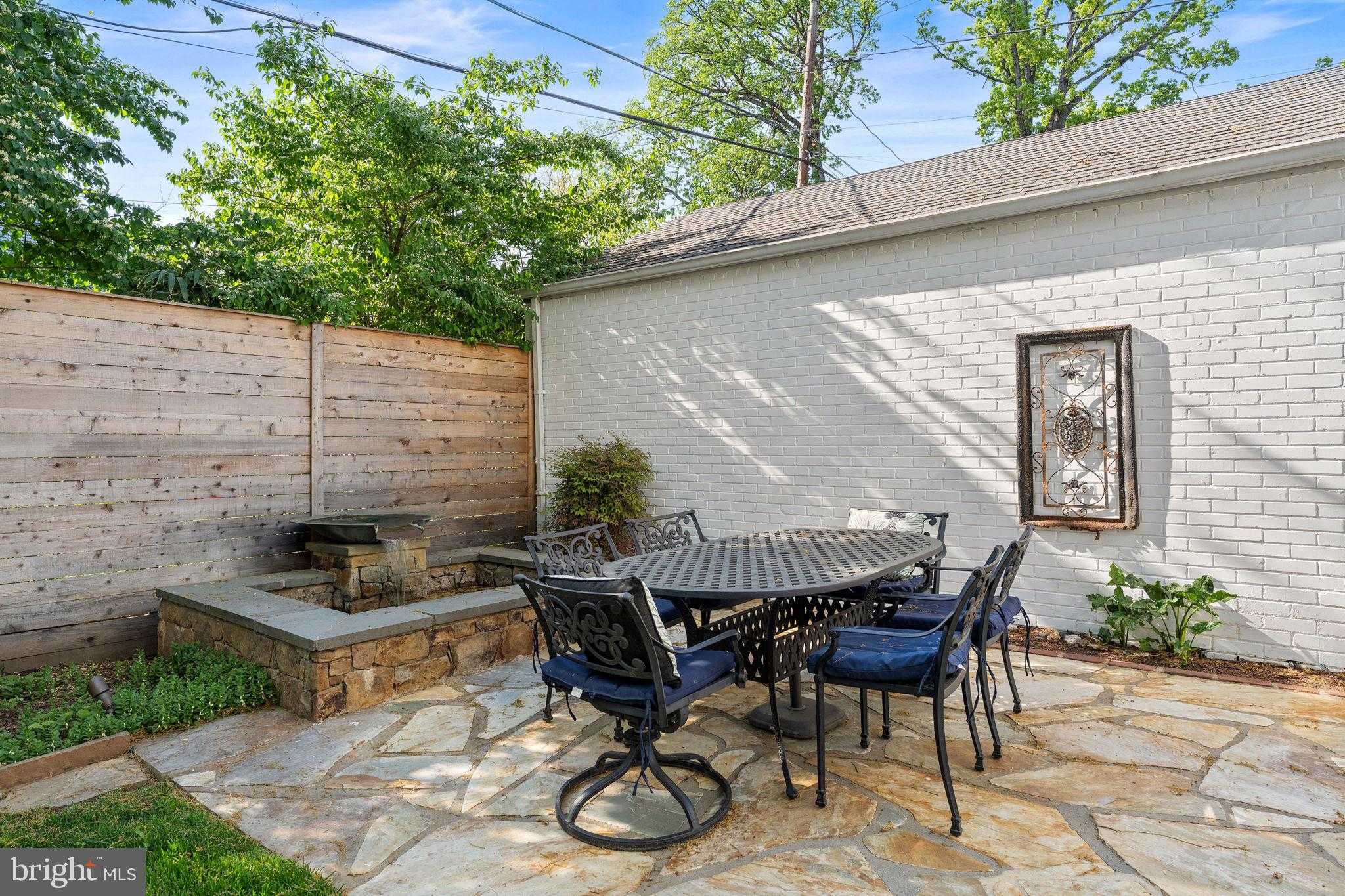 2316 S Arlington Ridge Rd photo 44