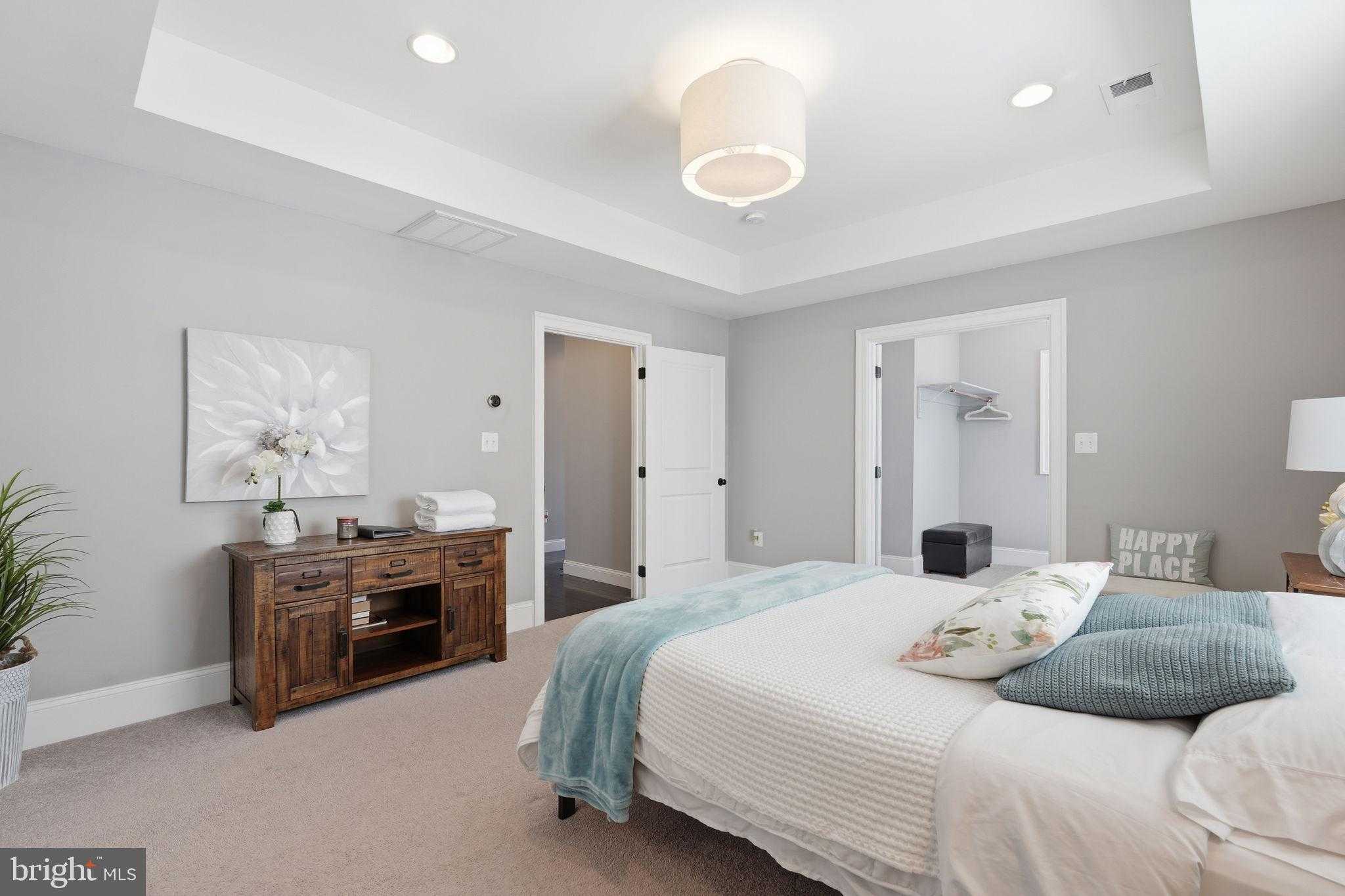 908 N Stonestreet Ave photo 29