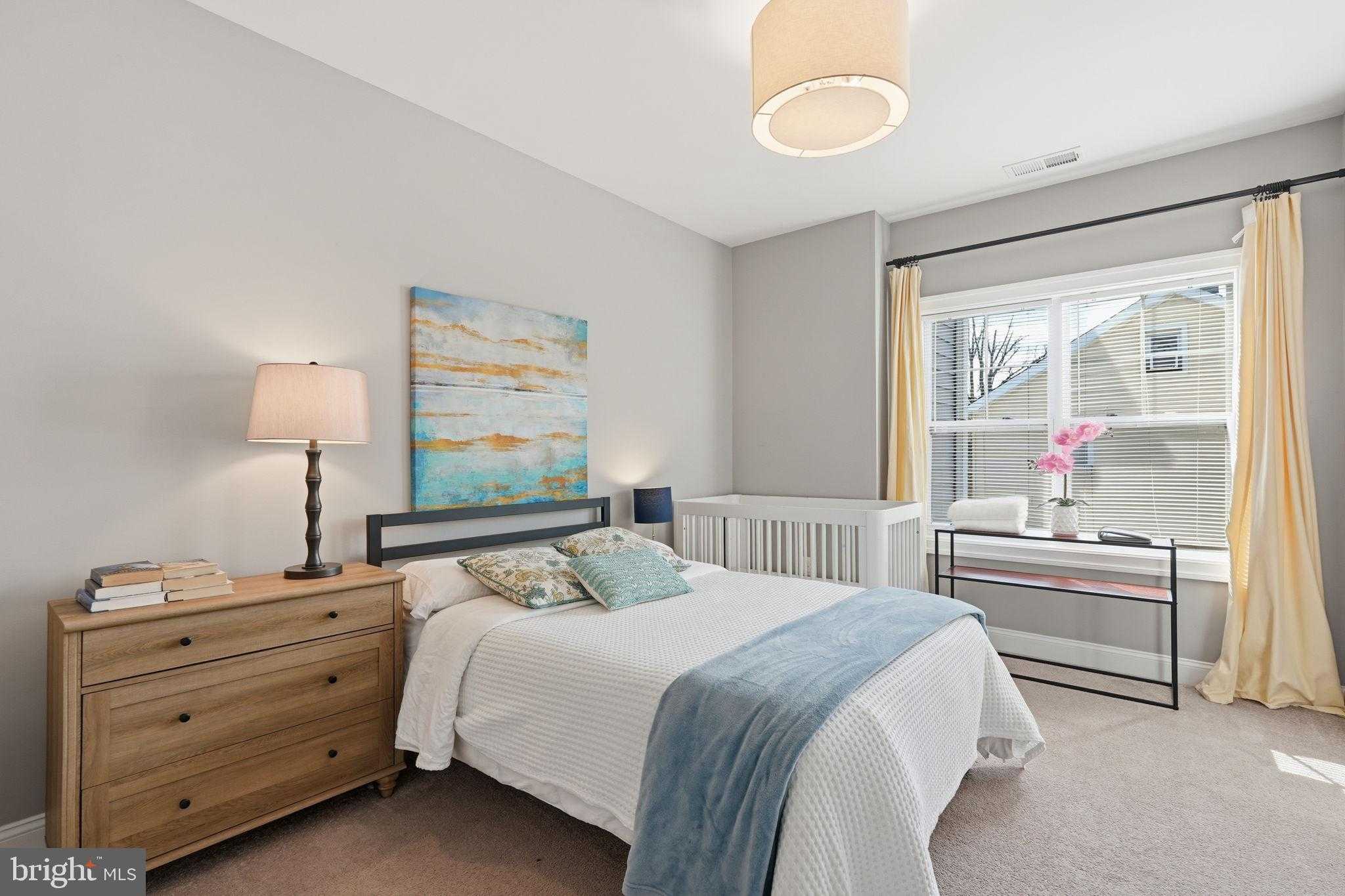 908 N Stonestreet Ave photo 32