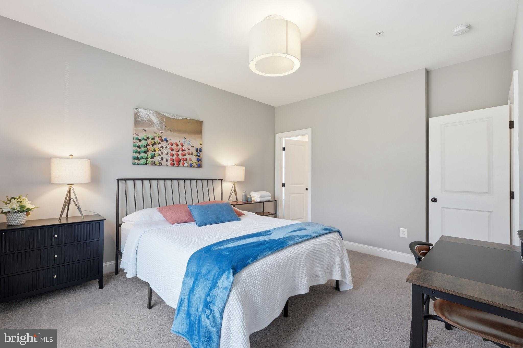 908 N Stonestreet Ave photo 39