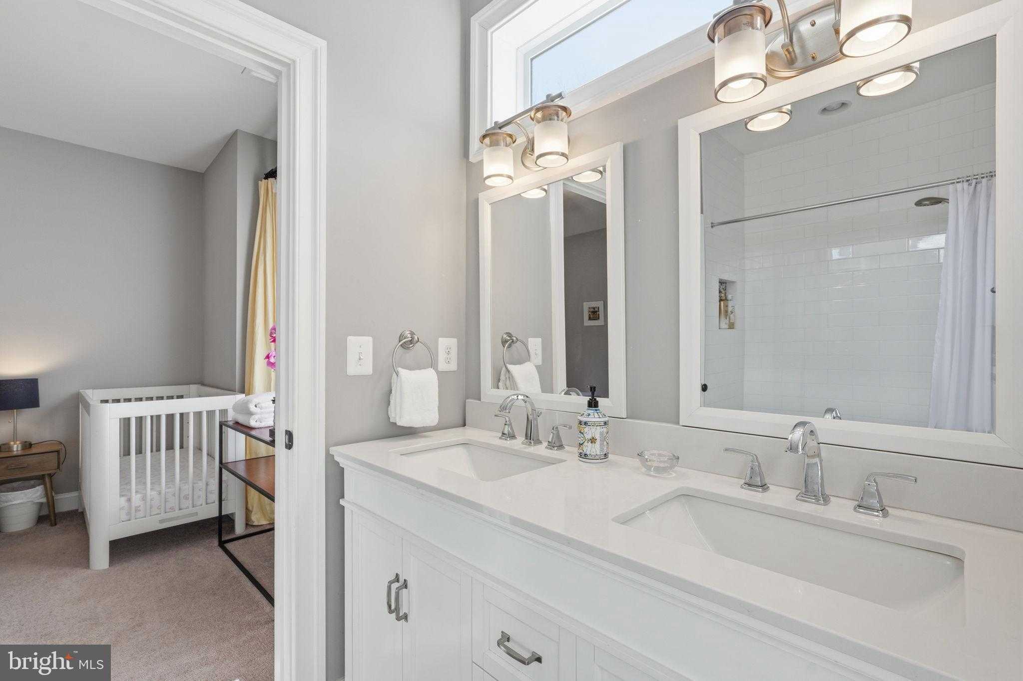 908 N Stonestreet Ave photo 45