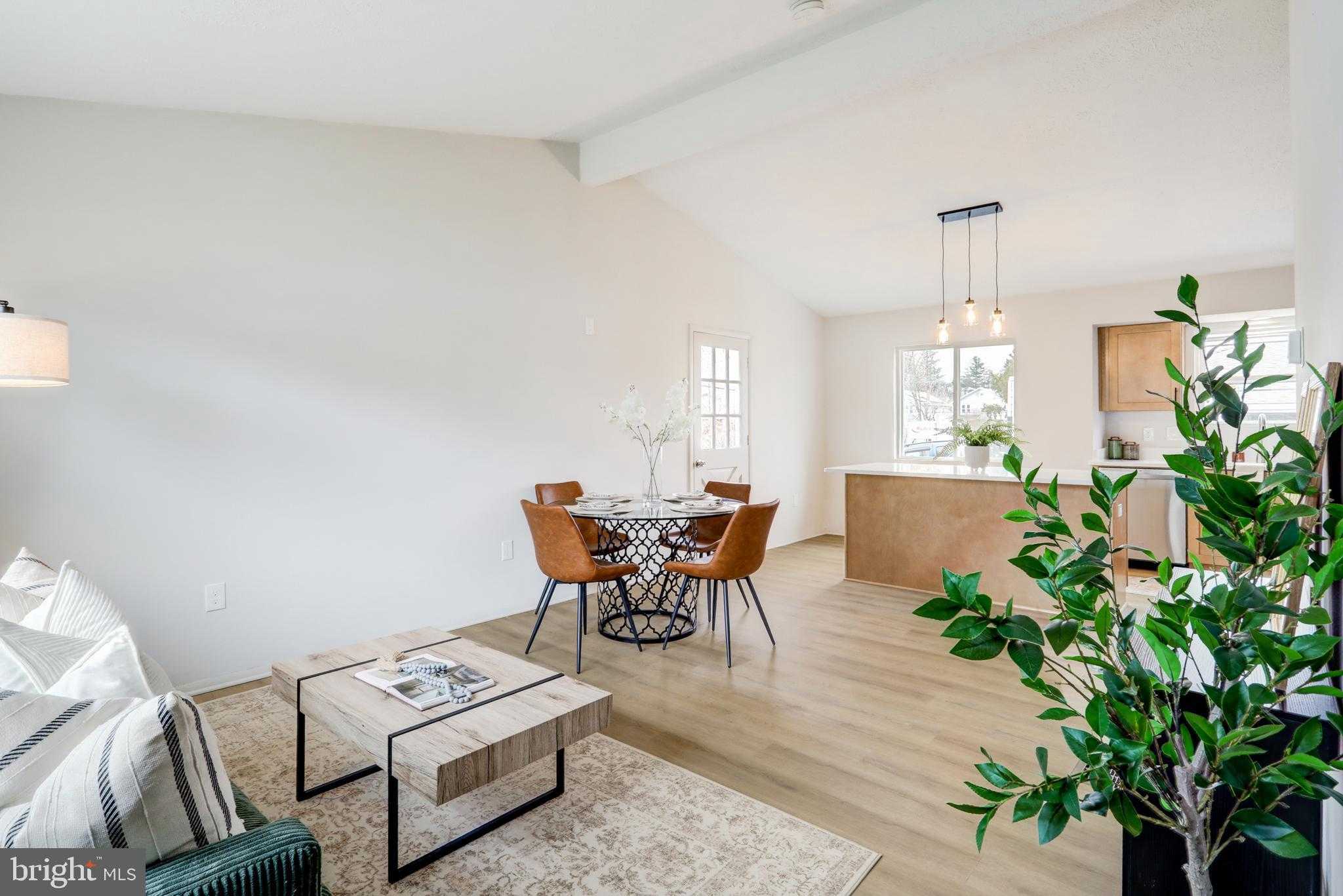 2900 Butler St photo 2