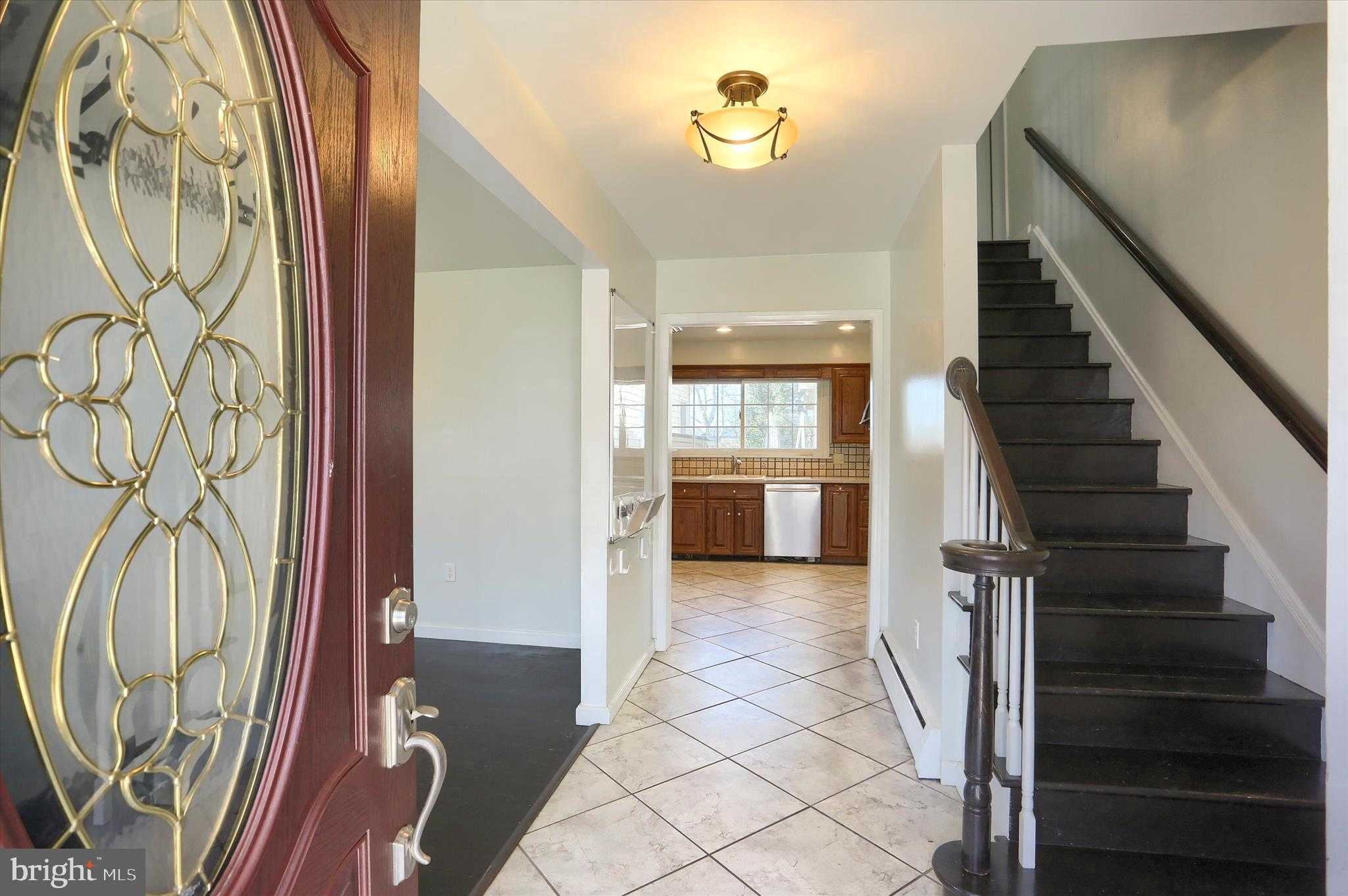 232 Winding Way photo 5