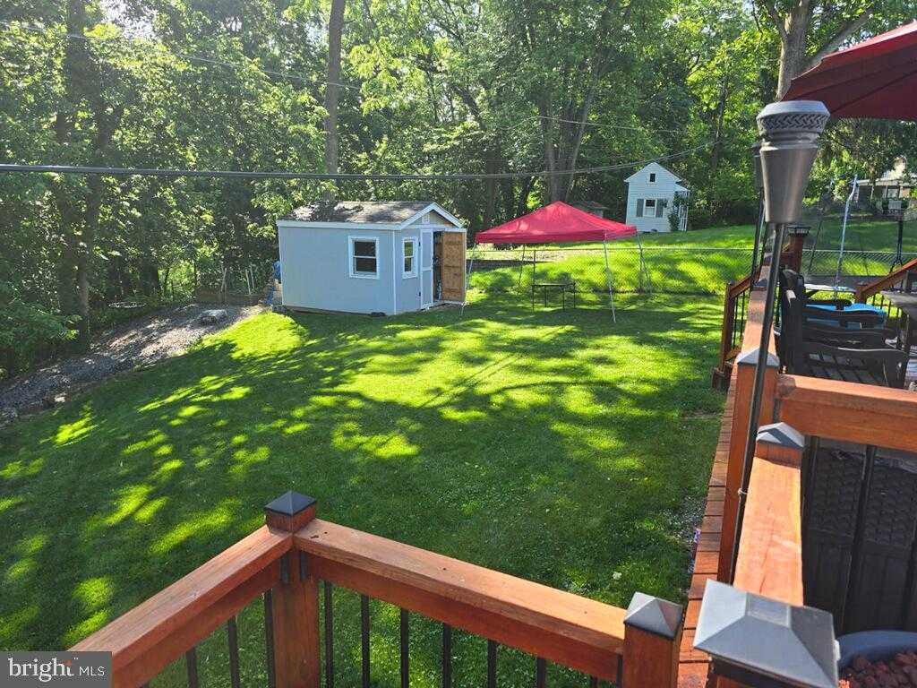 232 Winding Way photo 54