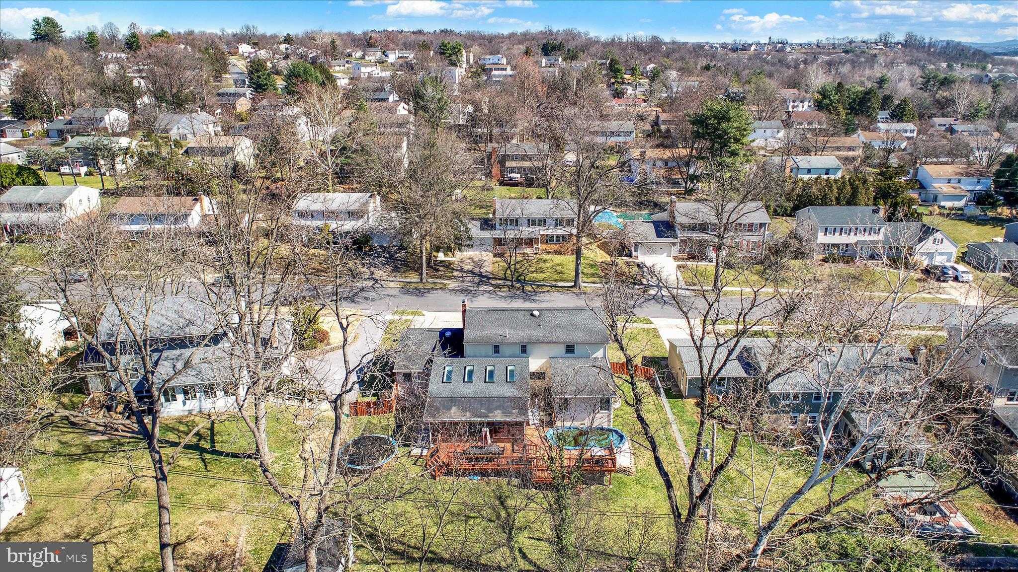 232 Winding Way photo 63