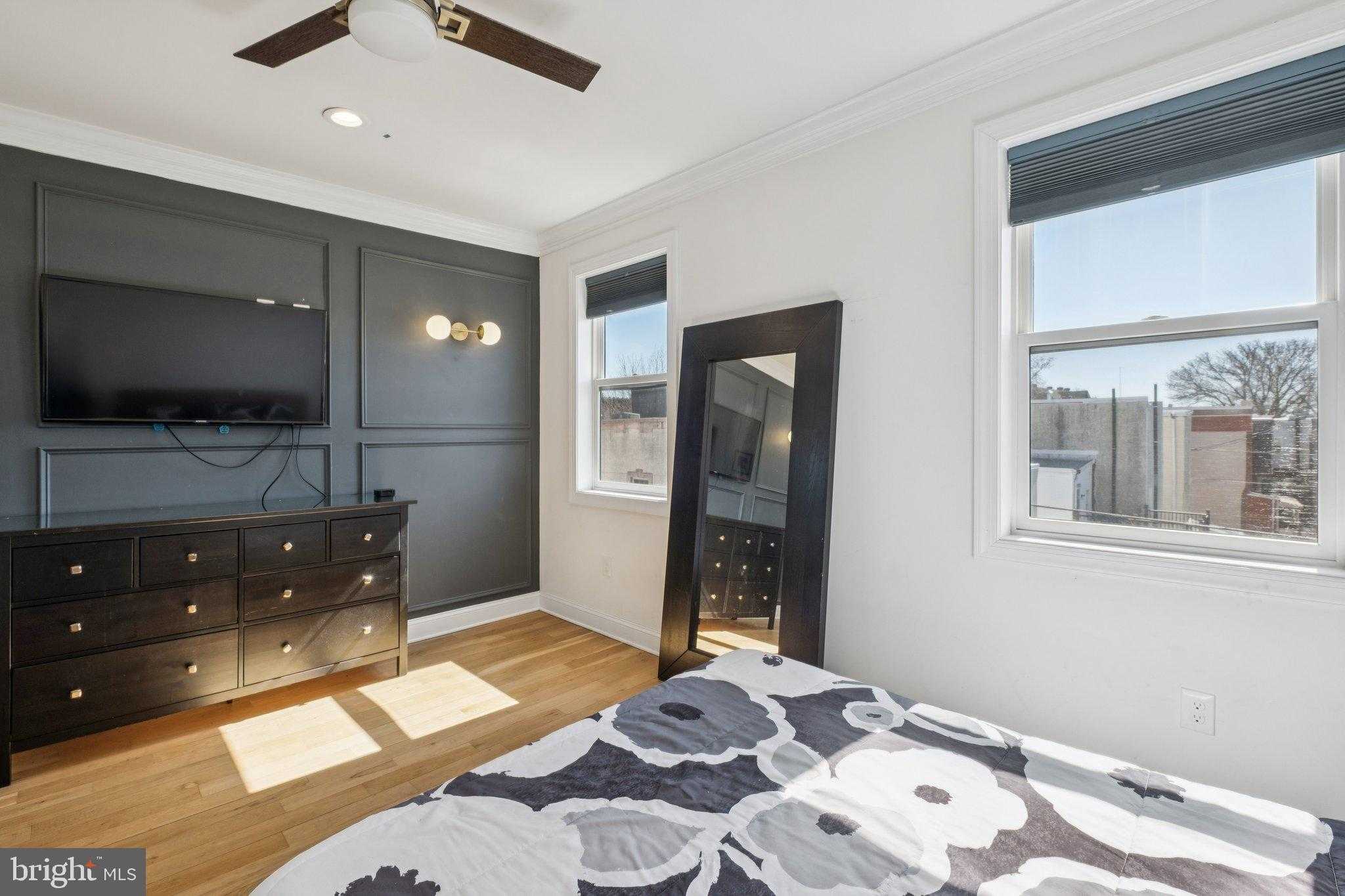 309 Greenwich St photo 24