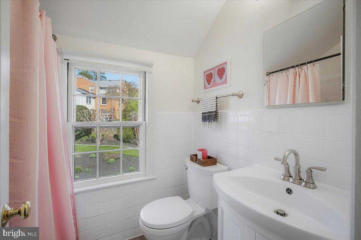 6107 Cromwell Dr photo 44