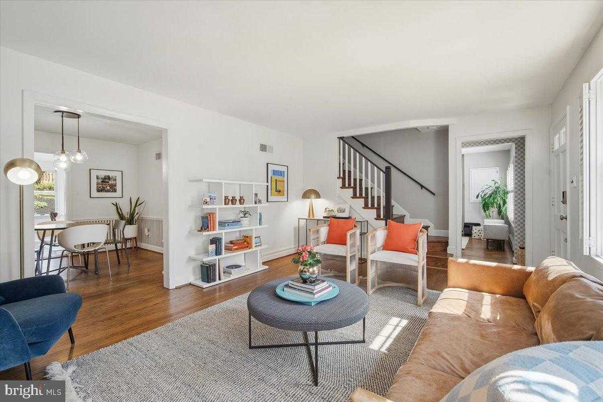 6107 Cromwell Dr photo 9