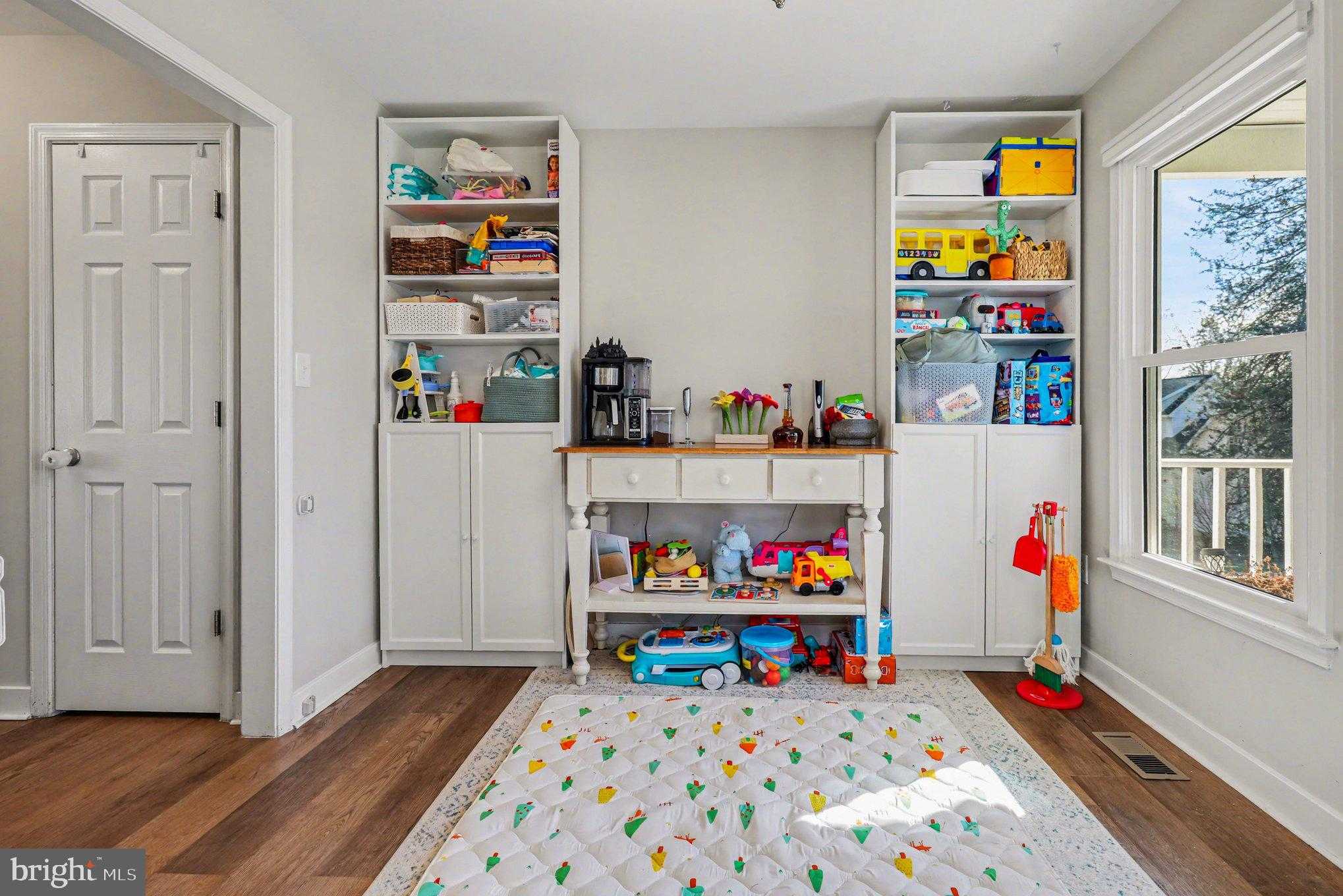 7317 Cloverhill Rd photo 9