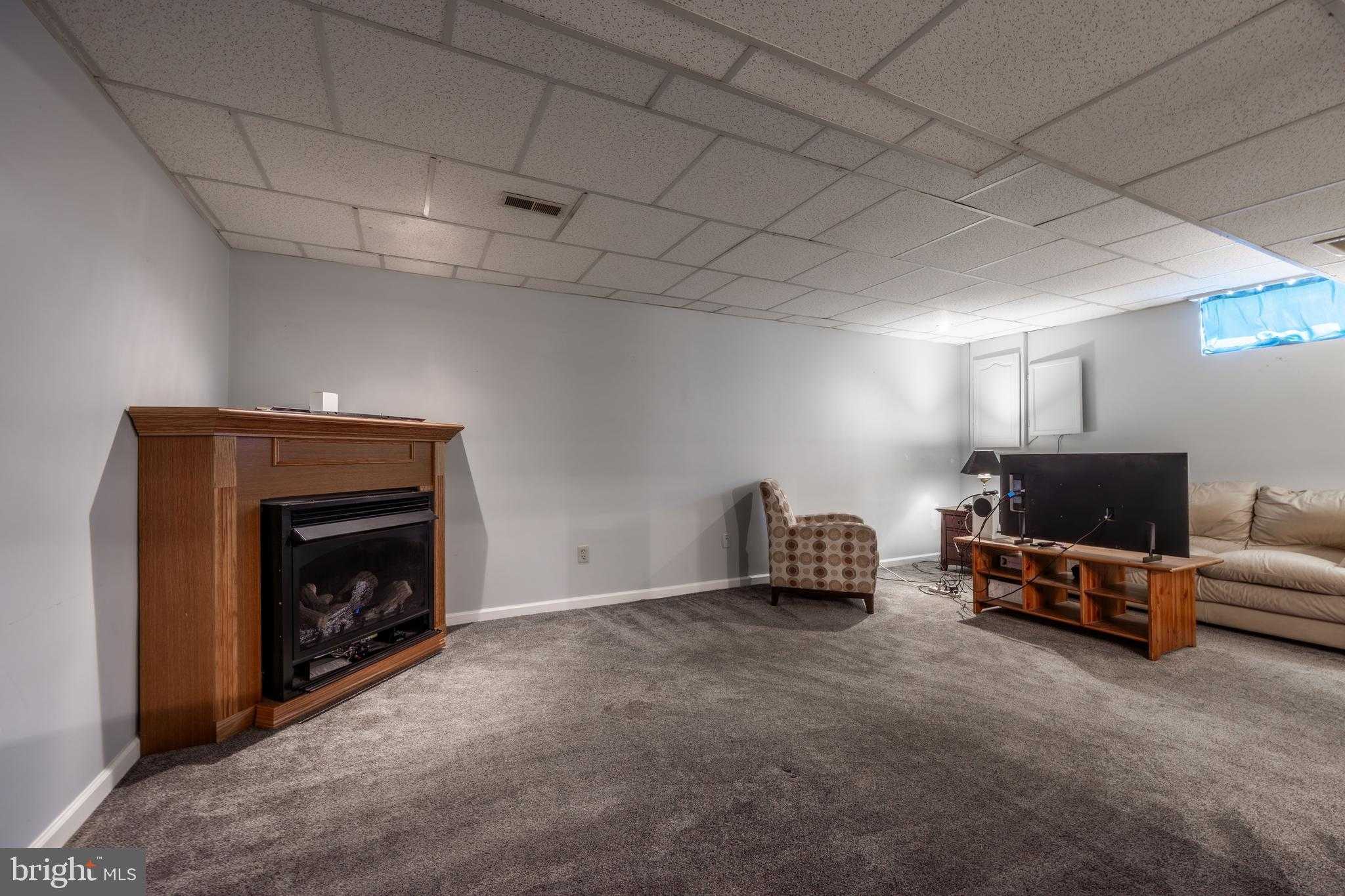 716 Paradise Rd photo 77