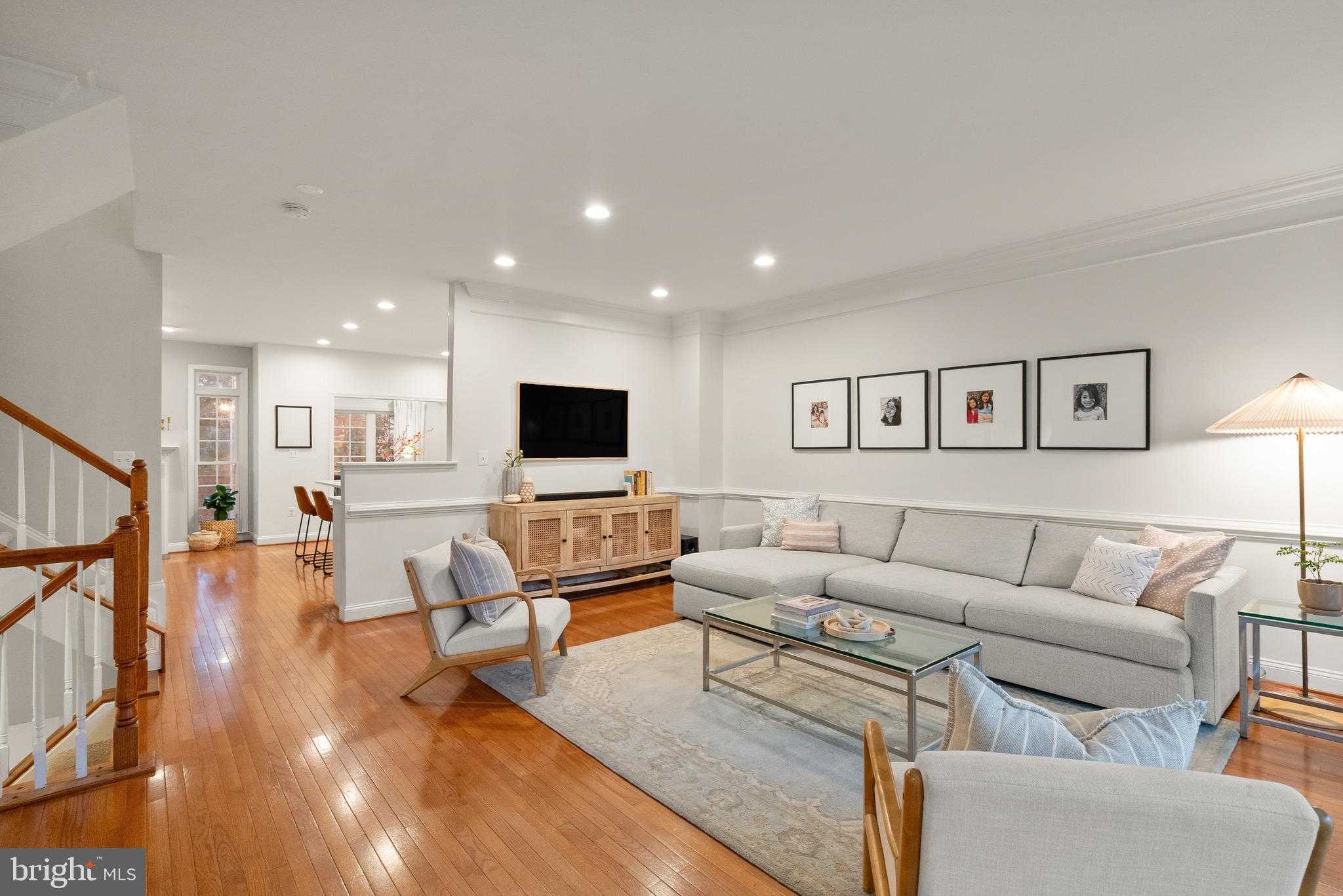 9969 Cyrandall Dr photo 5