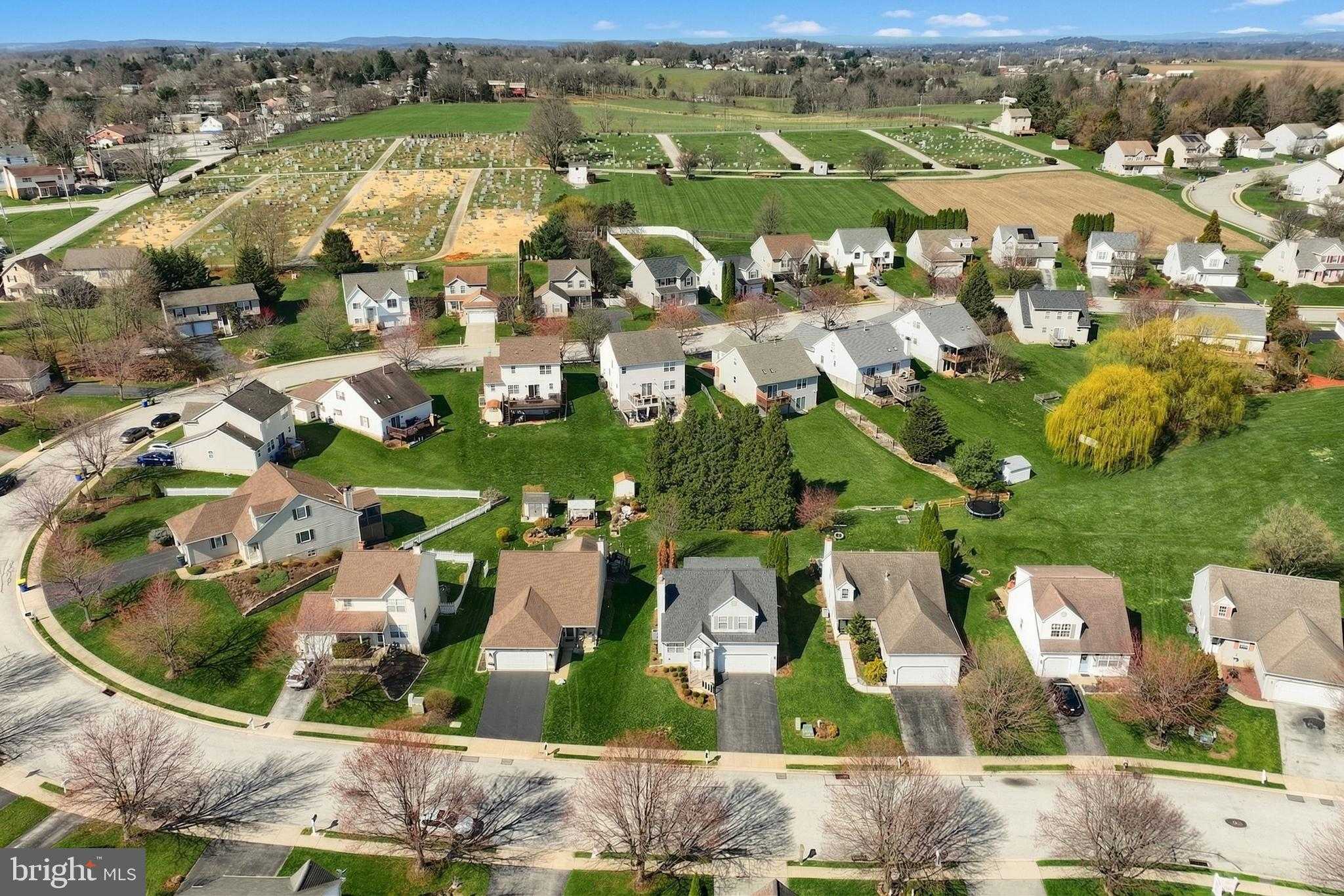 727 Blossom Hill Ln photo 4