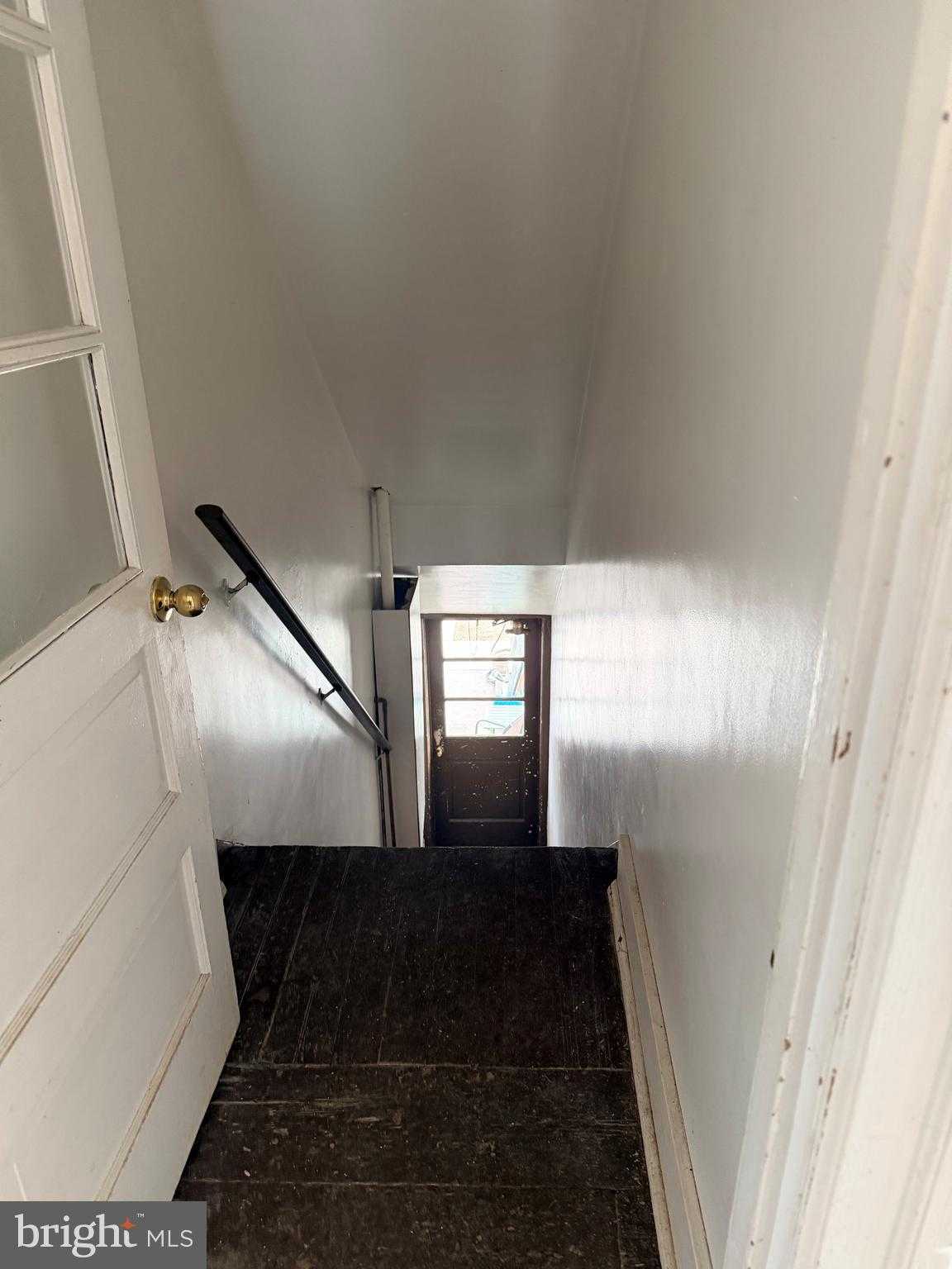 6 N Main St photo 15