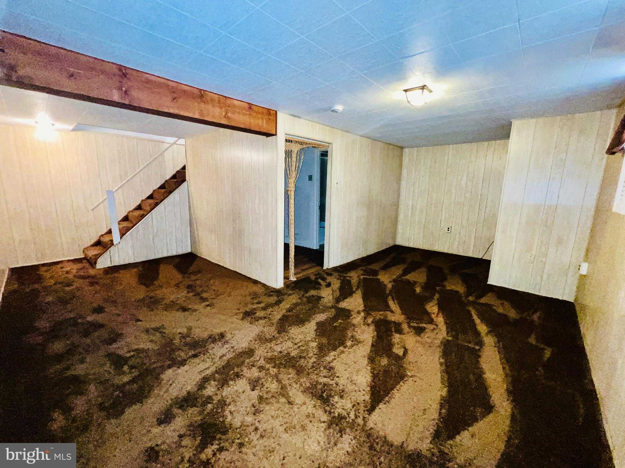 596 West CT photo 14