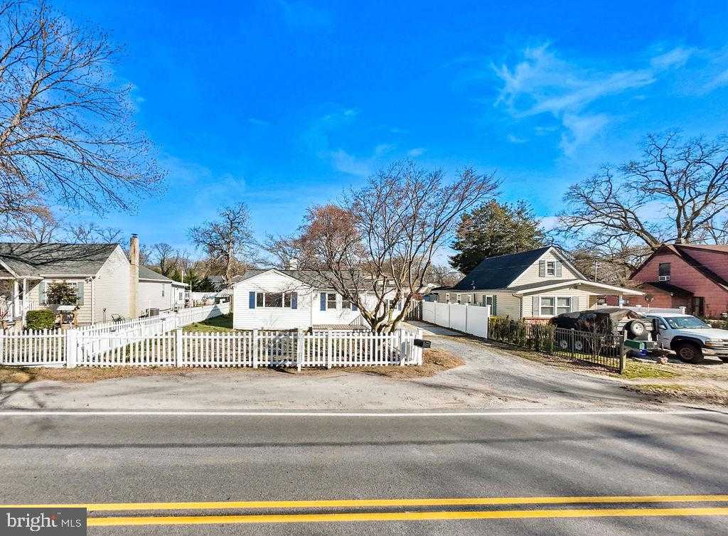 279 Magothy Beach Rd photo 21