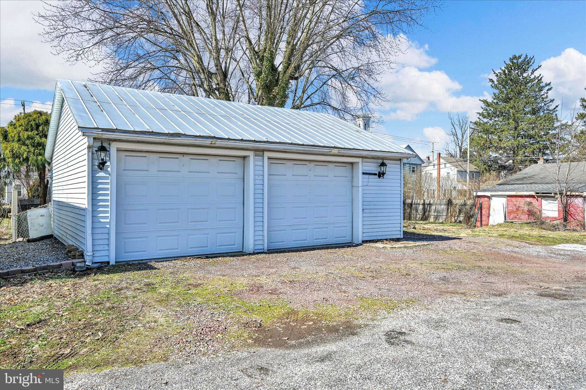 108 S College St photo 30