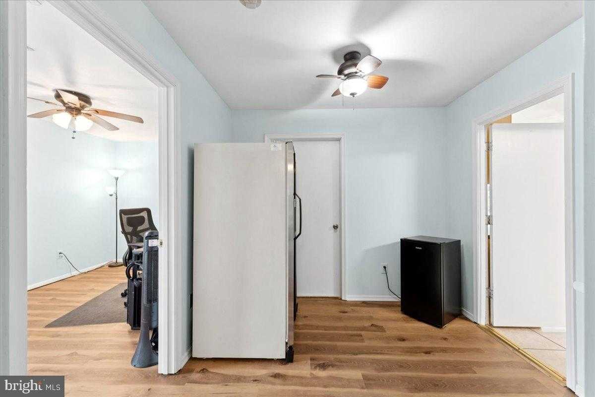 2217 Harwood Ln photo 24