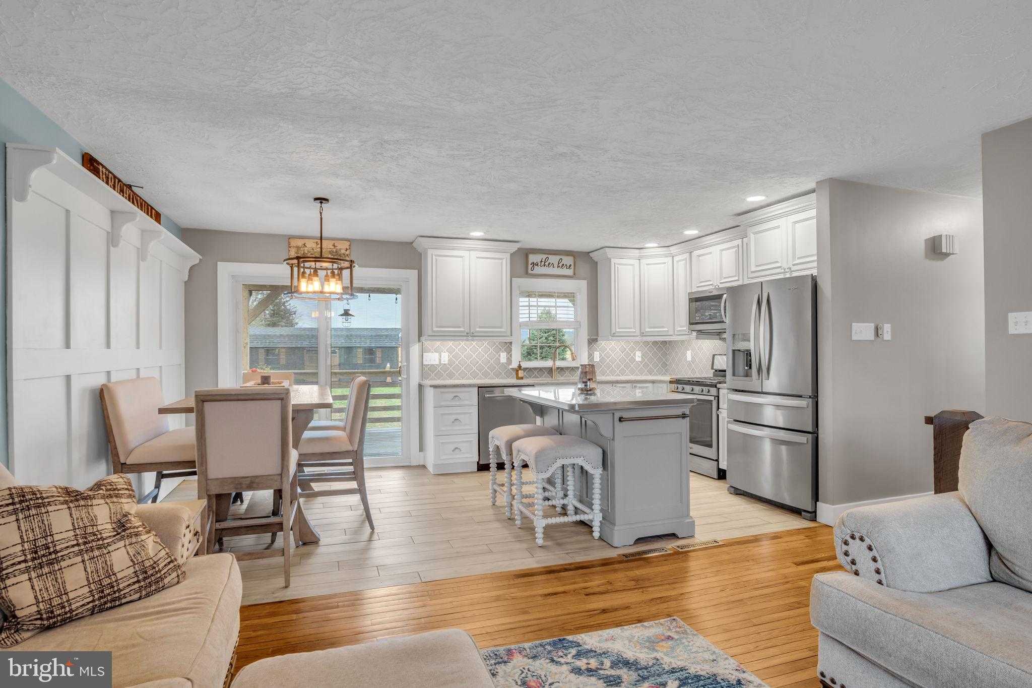 107 N 7th St photo 5