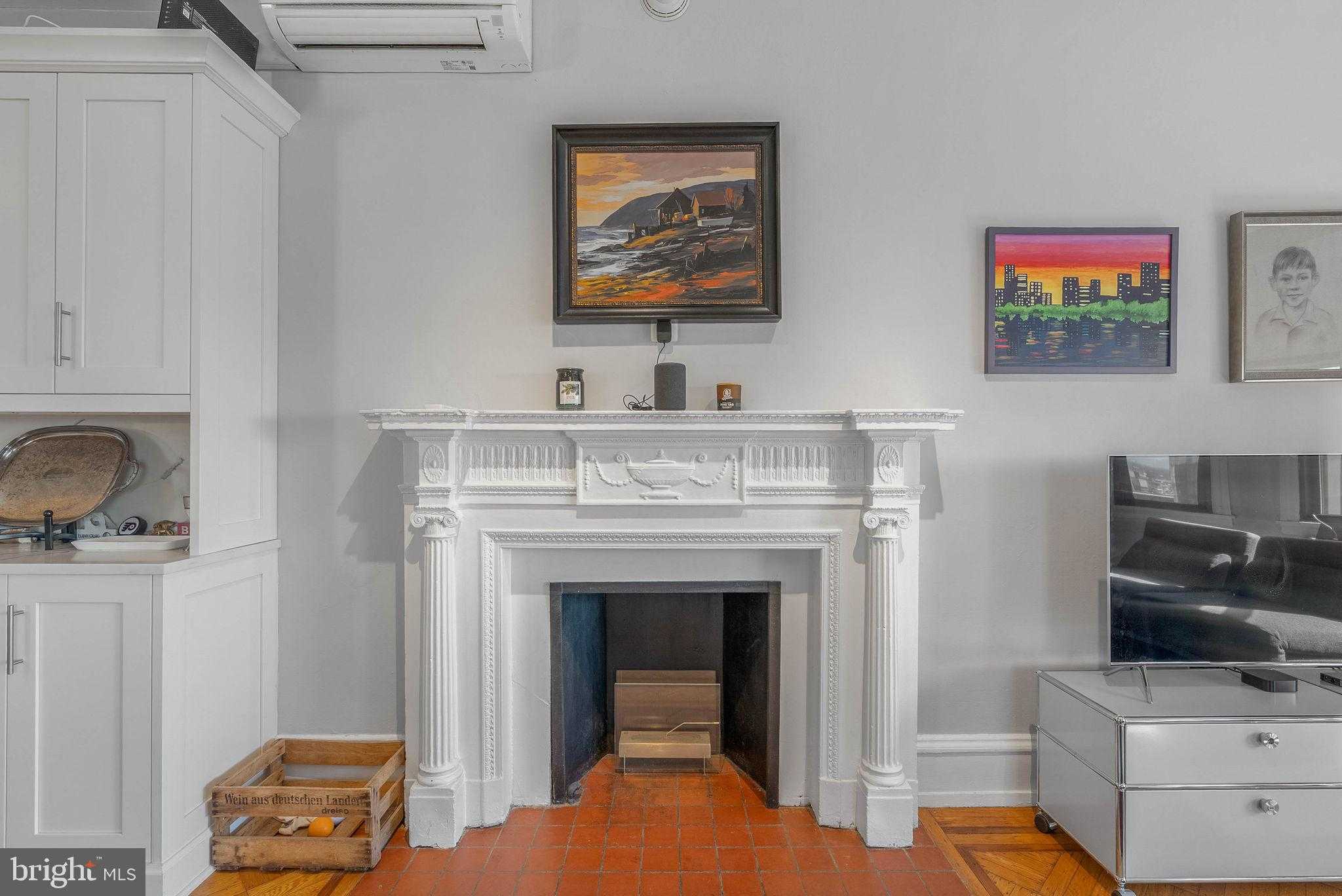 250 S 13th St Apt 12e photo 13