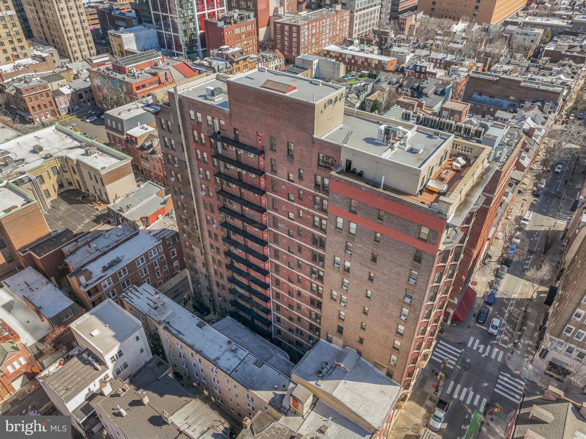 250 S 13th St Apt 12e photo 29