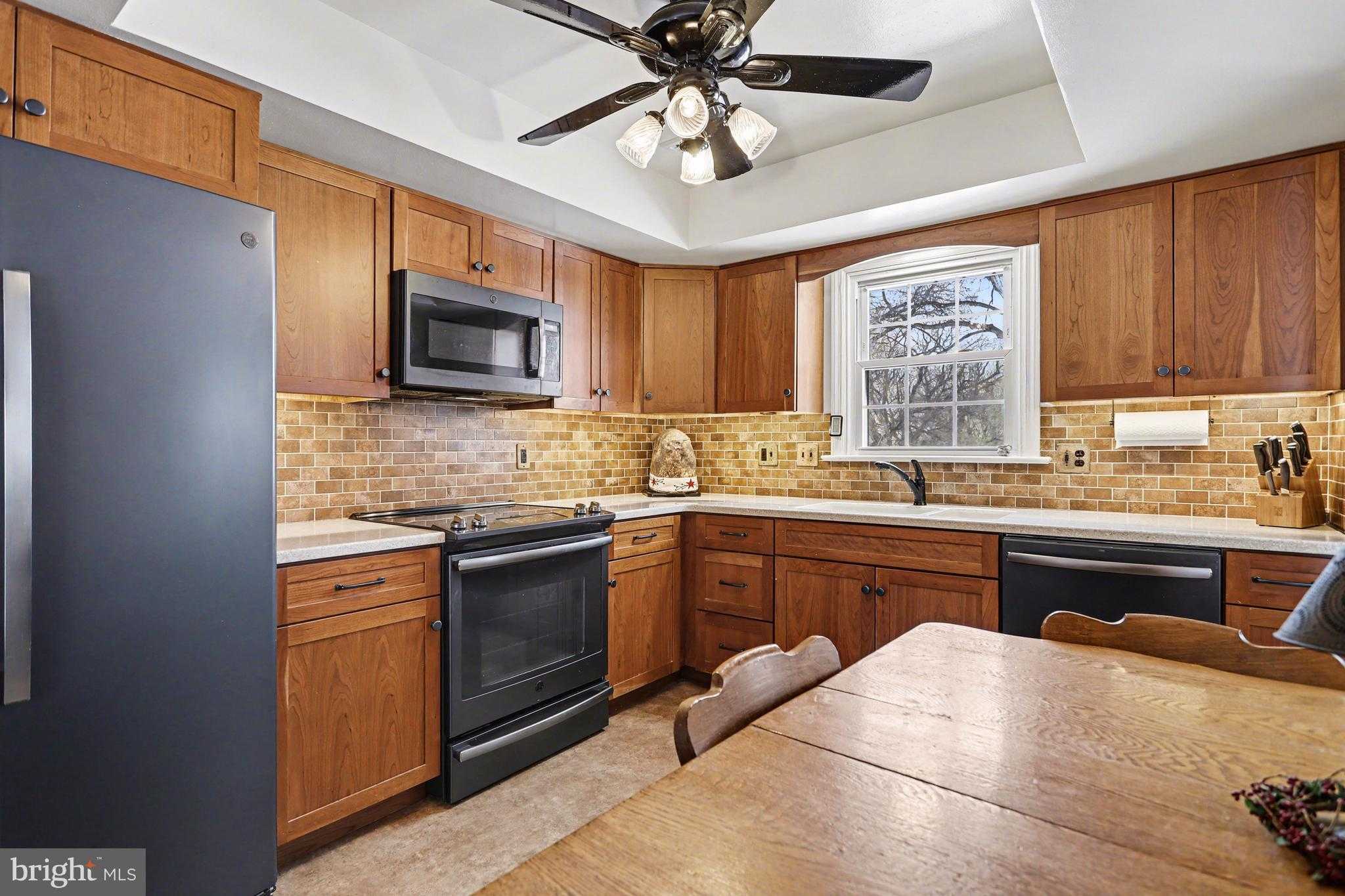 3072 Miller Rd photo 18