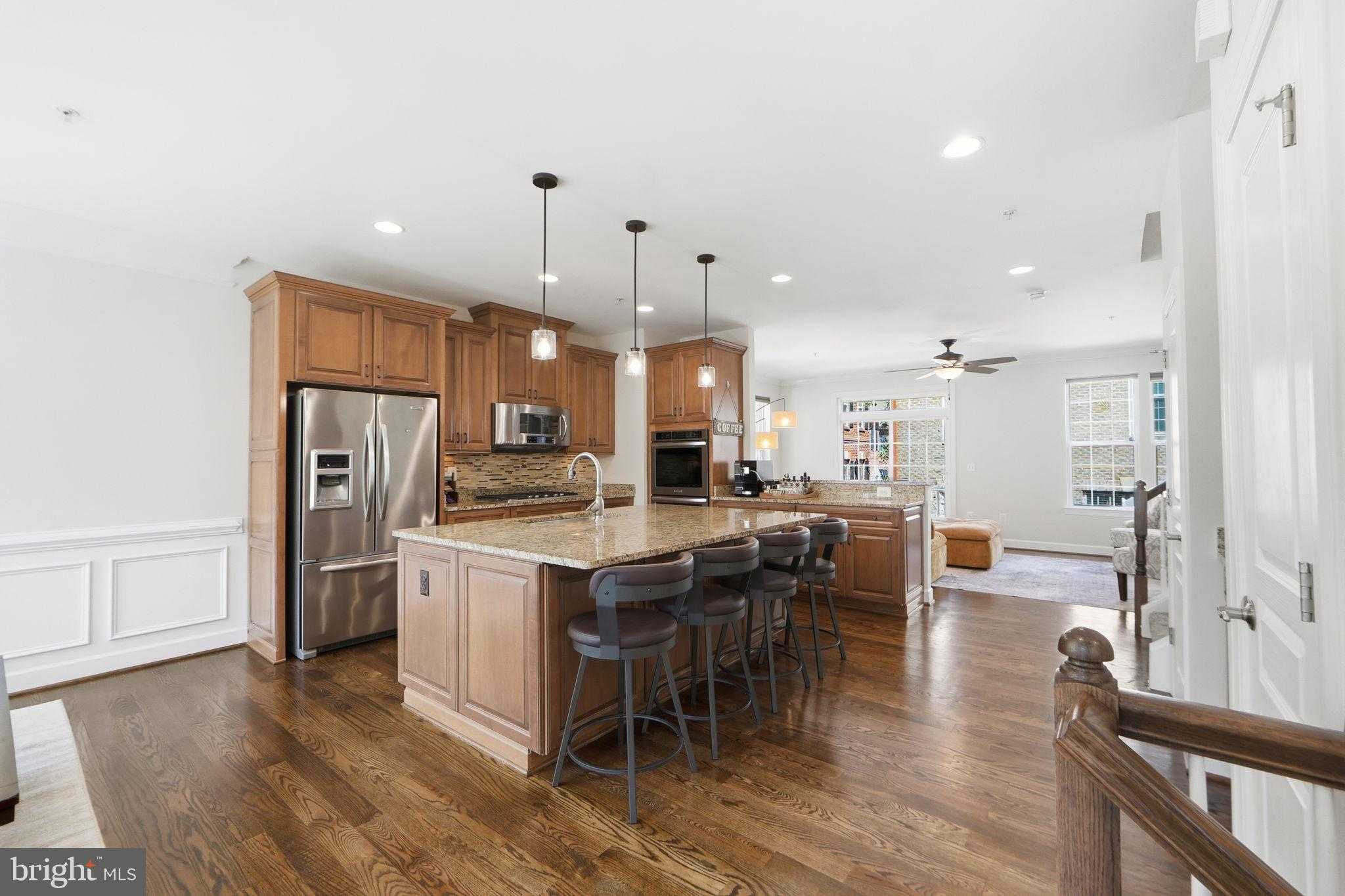 4090 Glendale Way photo 5