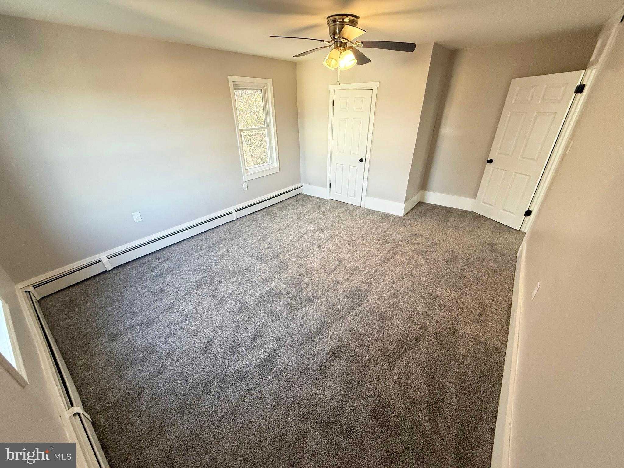 207 Saint John St photo 11