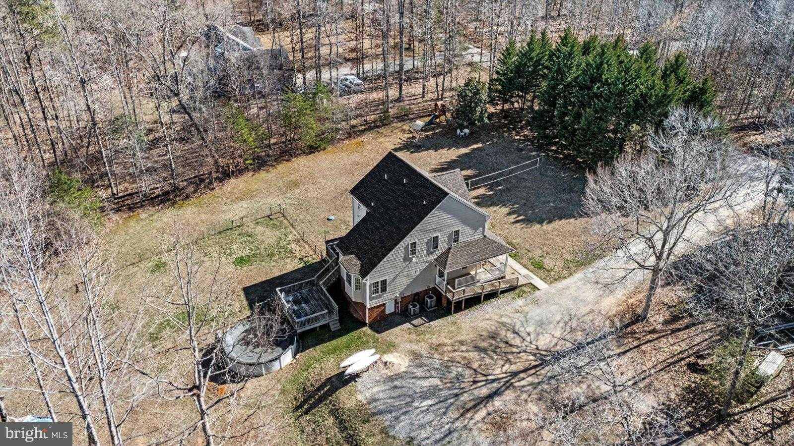 214 Castle Park Ln photo 54