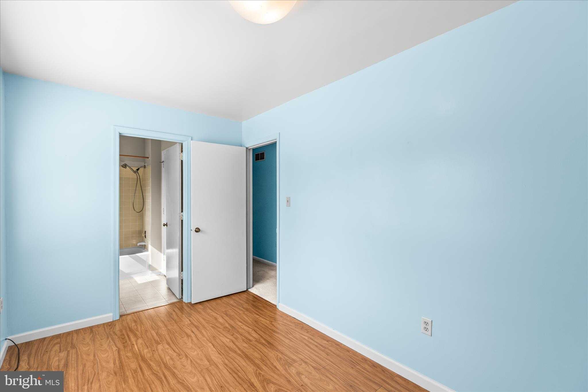 686 Cortland Dr photo 24