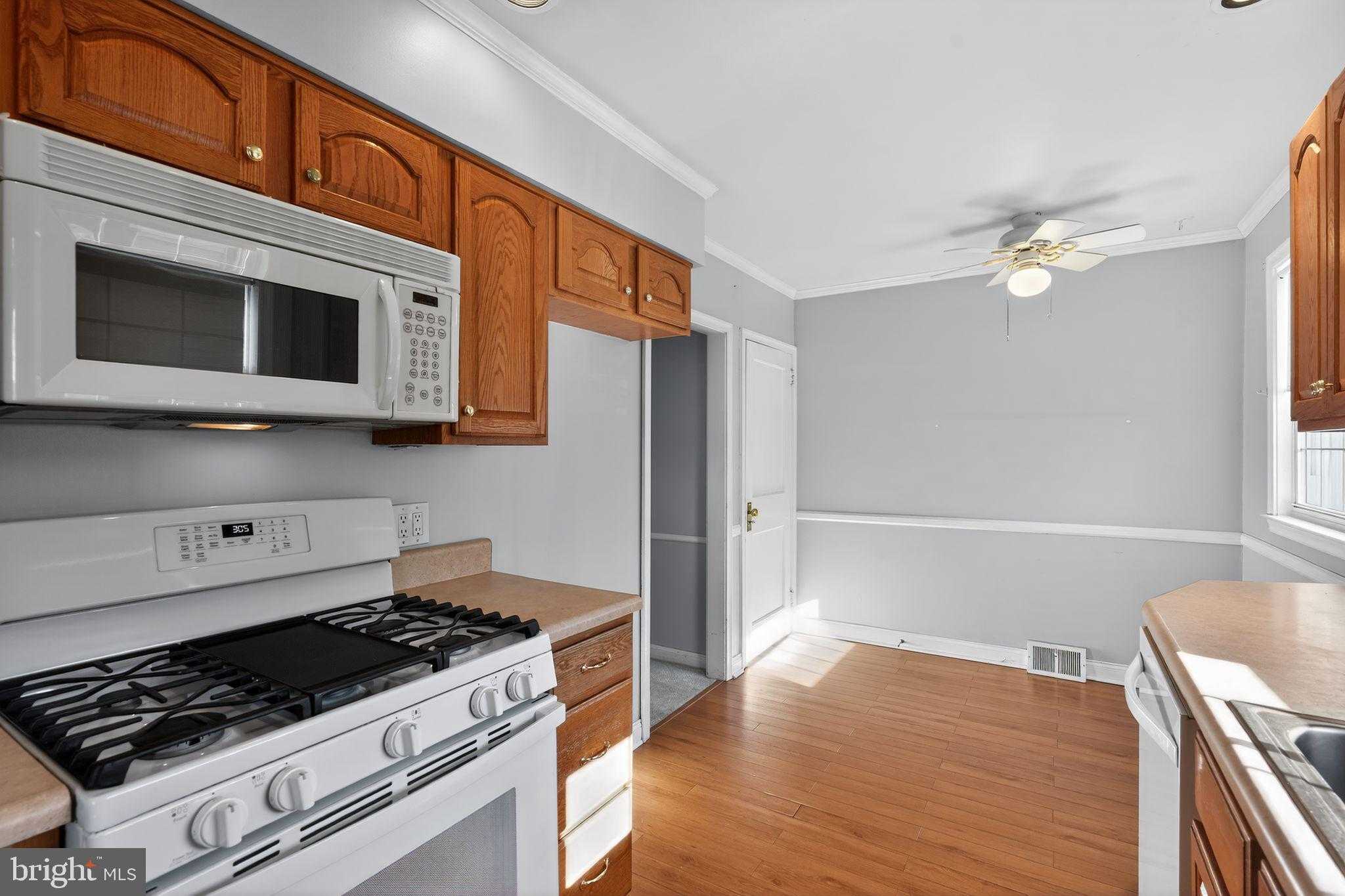 3000 Windish St photo 16