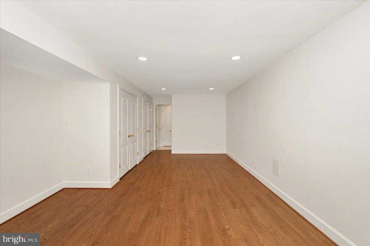 19716 Selby Ave photo 55