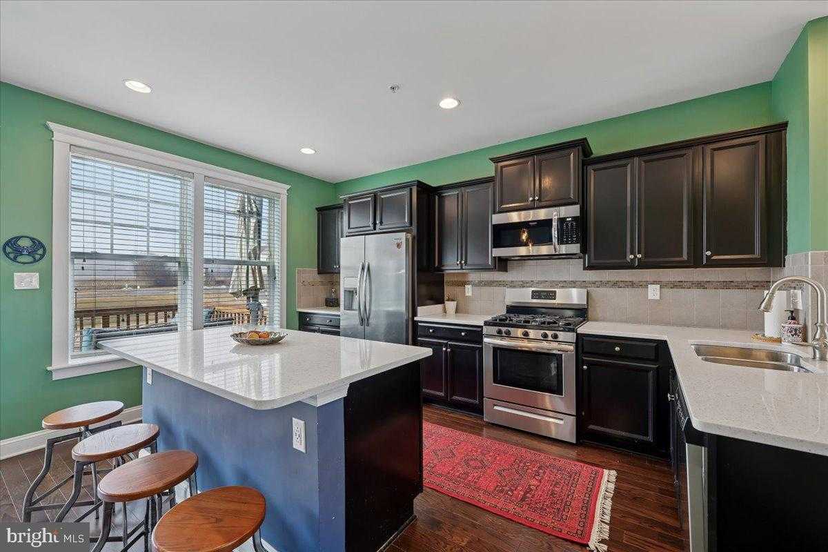 6501 Britannic Pl photo 17