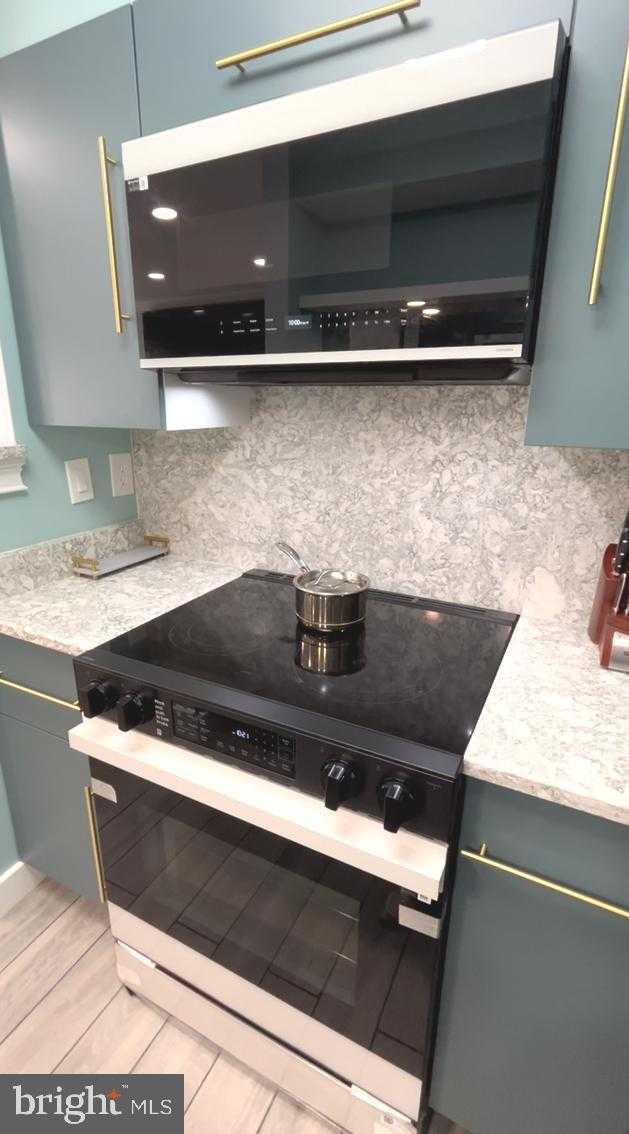 9712 Hellingly Pl # 209 photo 11