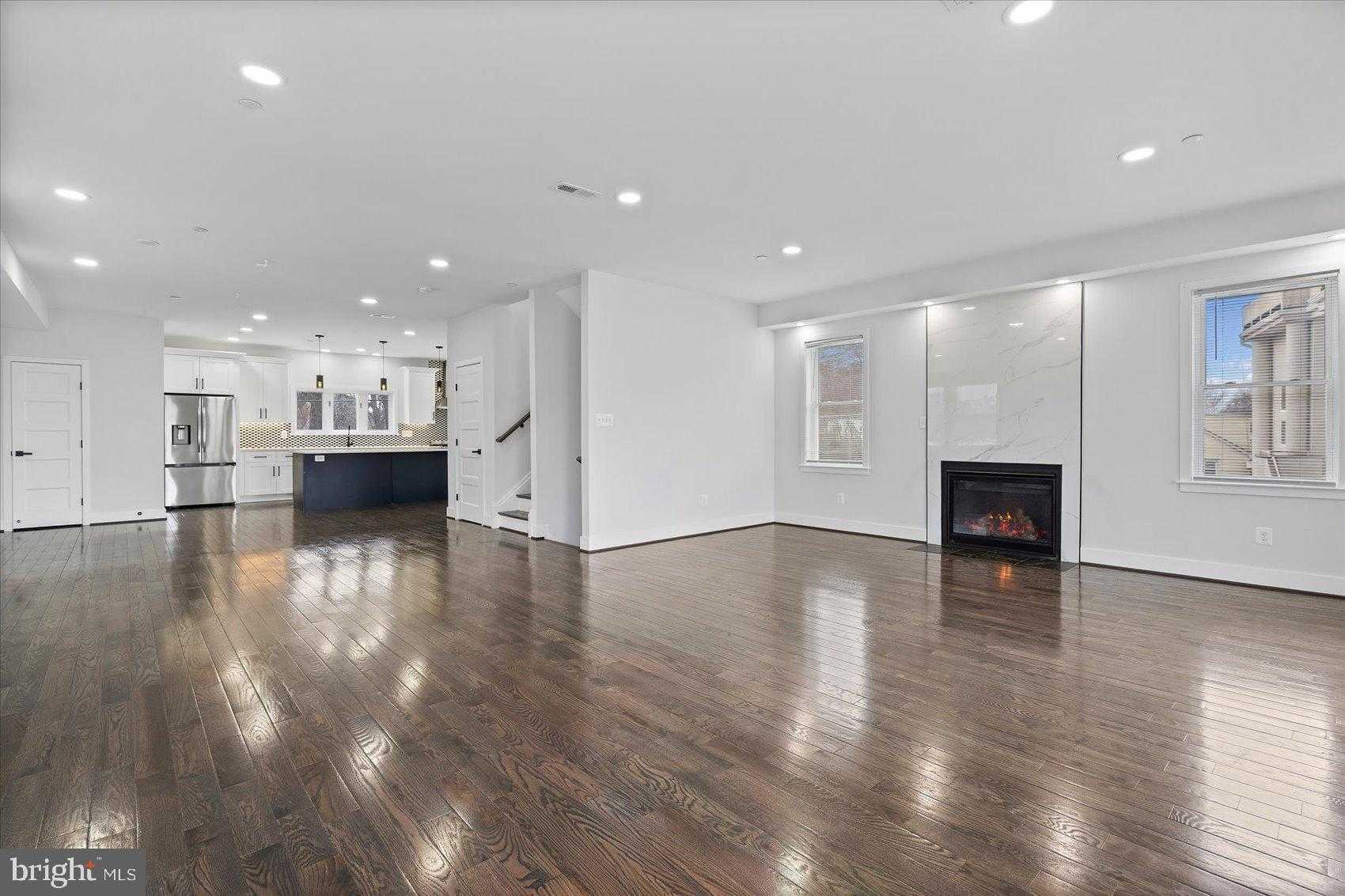 11030 Bird River Grove Rd photo 32